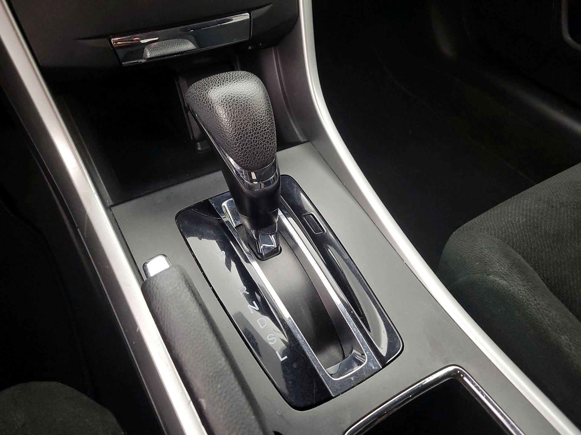 Thumbnail: 2013 Honda Accord - 17