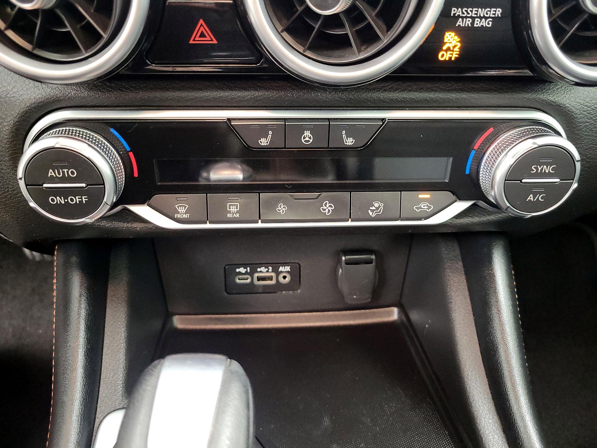 Thumbnail: 2021 Nissan Sentra - 16