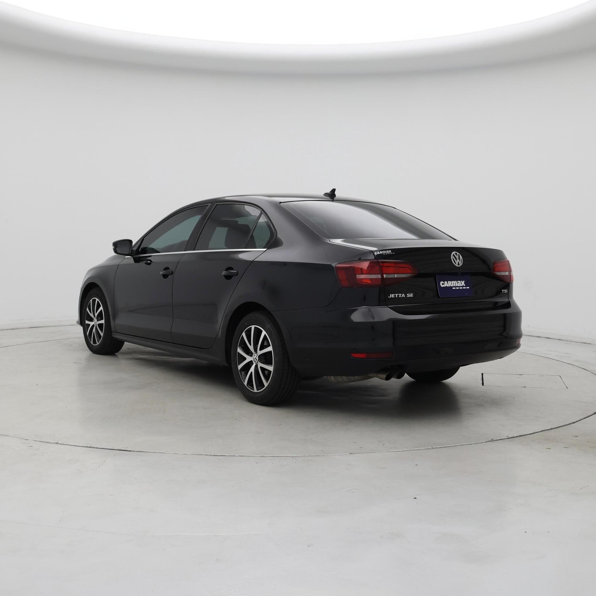 Thumbnail: 2017 Volkswagen Jetta - 2