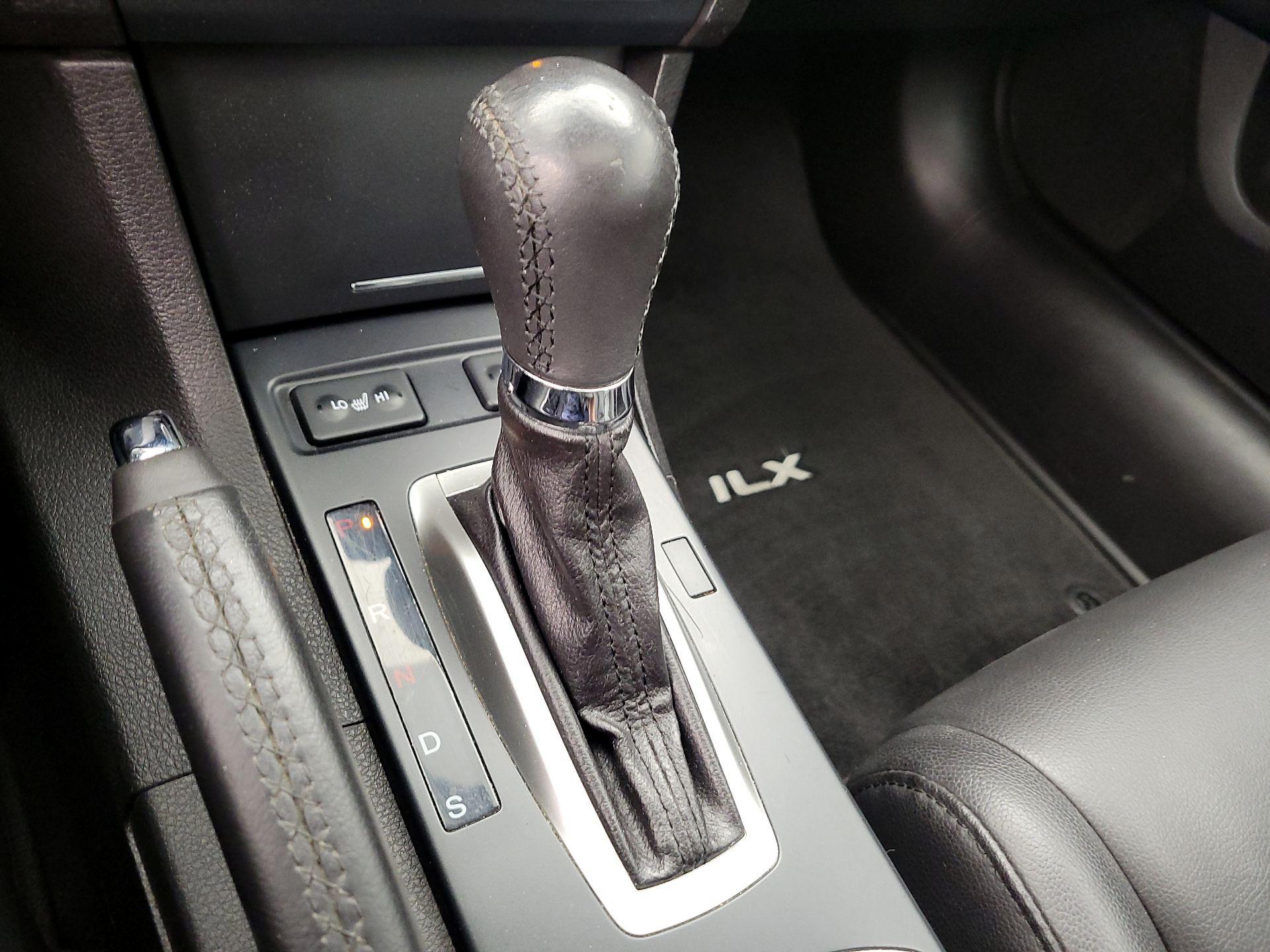 Thumbnail: 2016 Acura ILX - 17