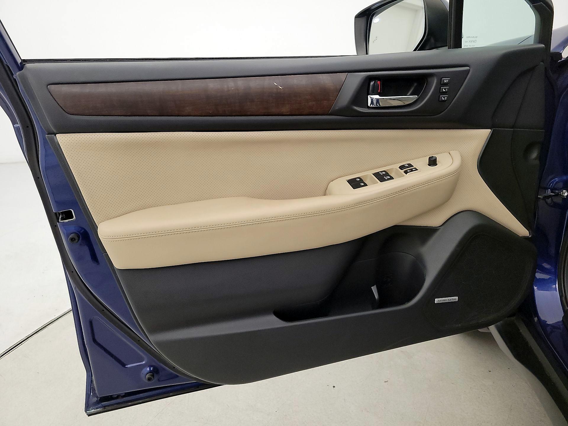 Thumbnail: 2015 Subaru Outback - 12