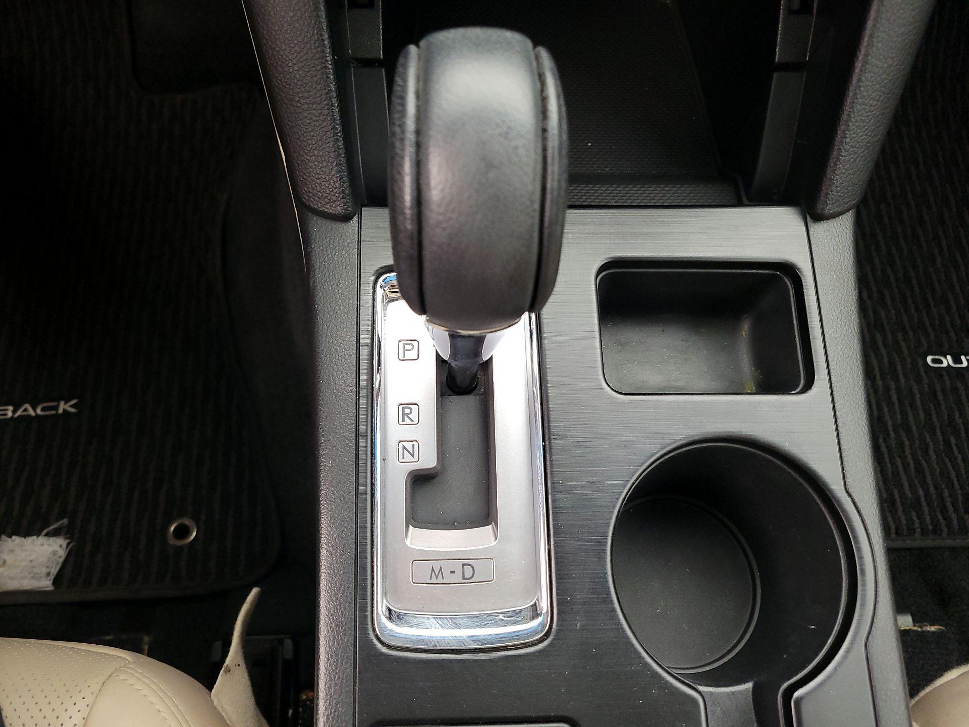 Thumbnail: 2015 Subaru Outback - 18