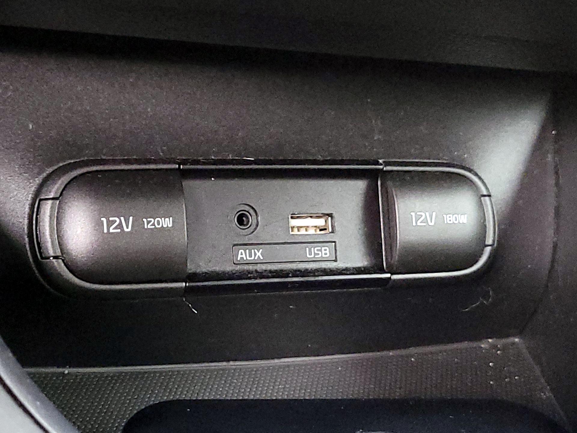 Thumbnail: 2017 Kia Soul - 18