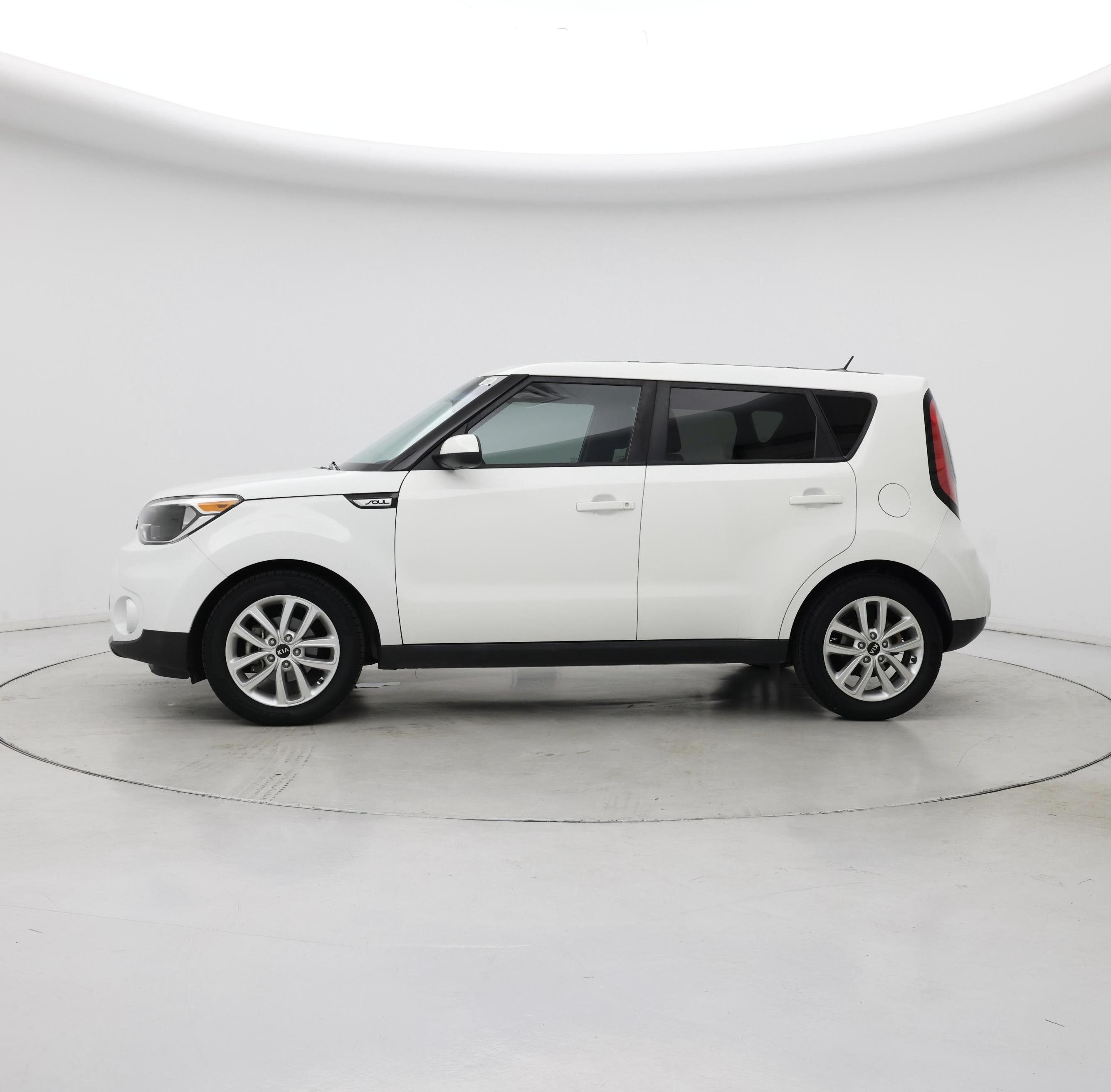 Thumbnail: 2017 Kia Soul - 3