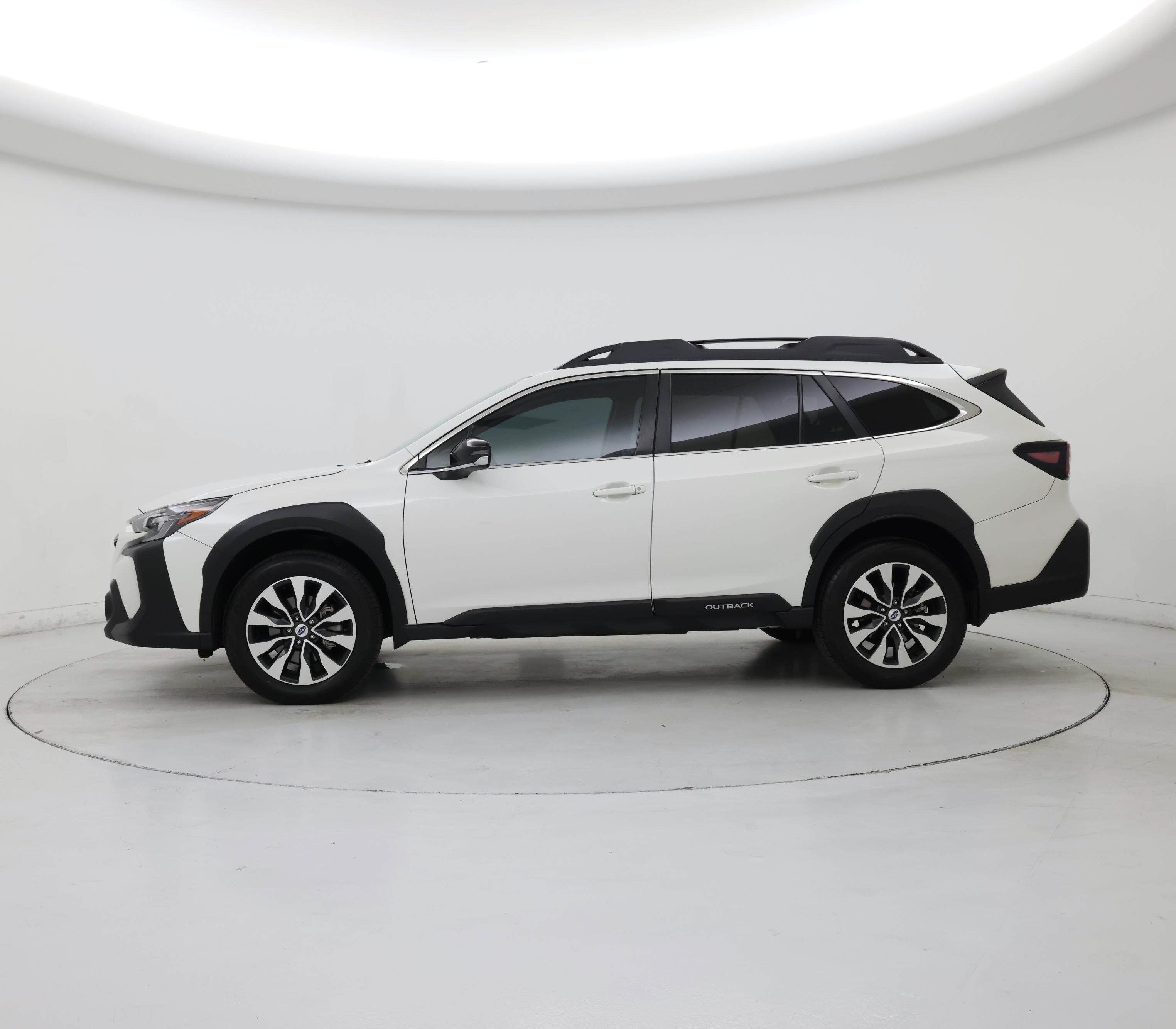 Thumbnail: 2023 Subaru Outback - 3