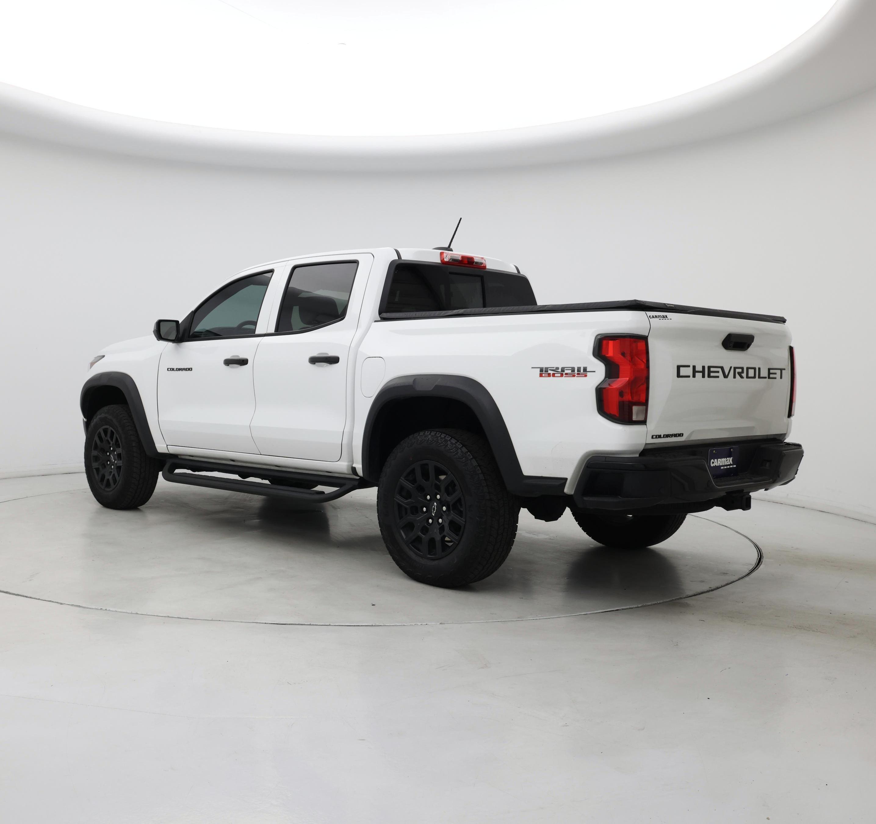 Thumbnail: 2024 Chevrolet Colorado - 2