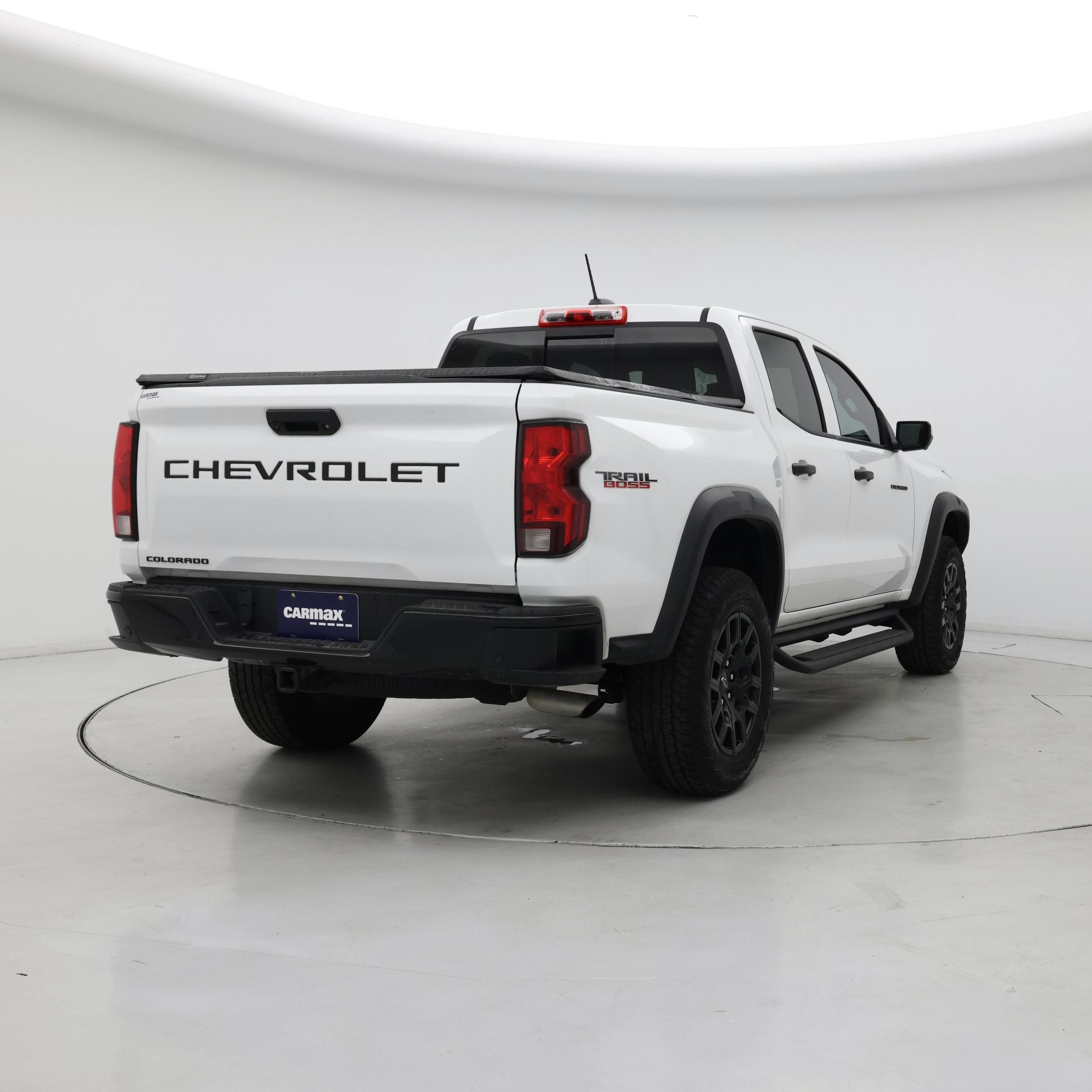 Thumbnail: 2024 Chevrolet Colorado - 8