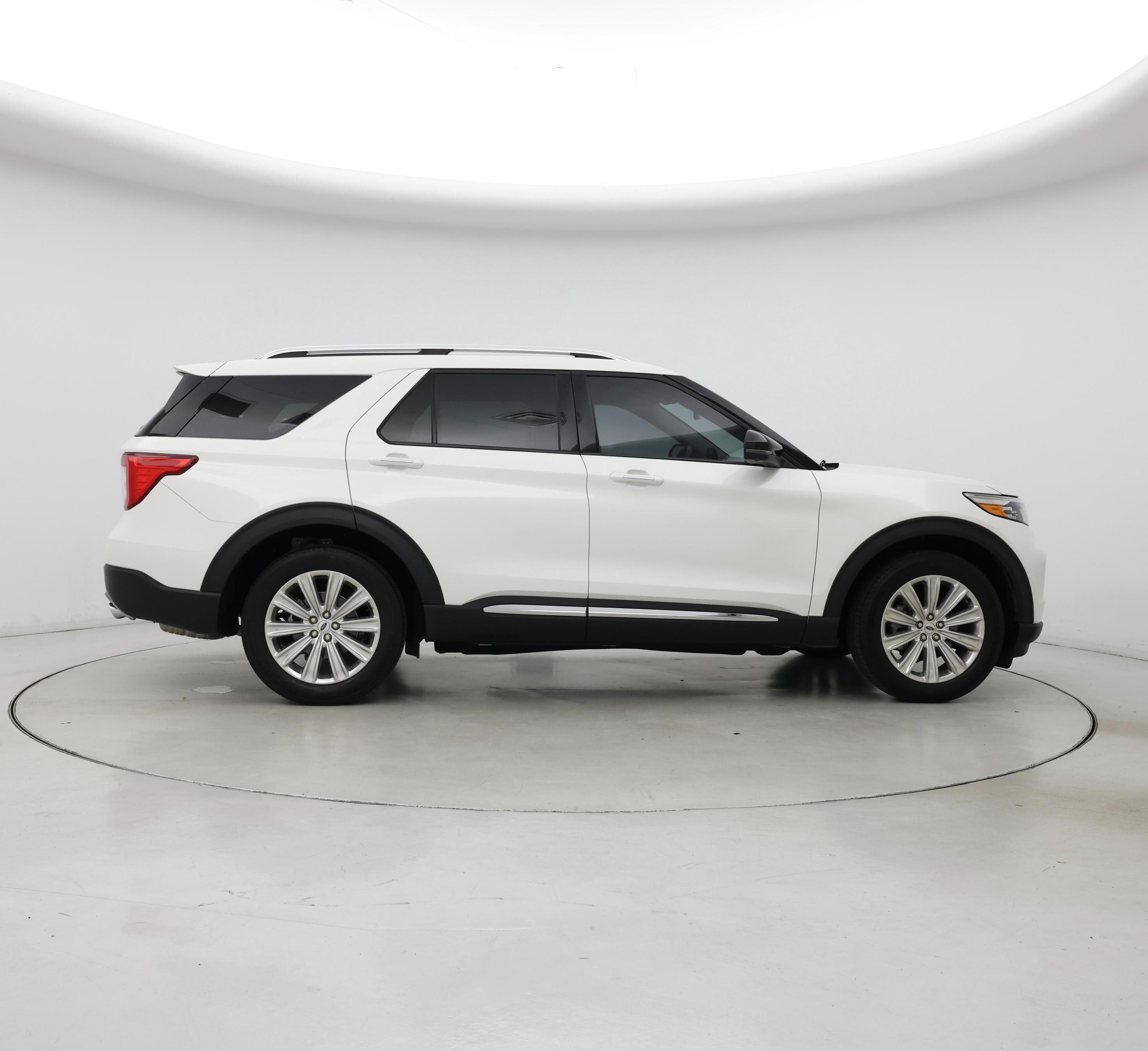 Thumbnail: 2023 Ford Explorer - 7