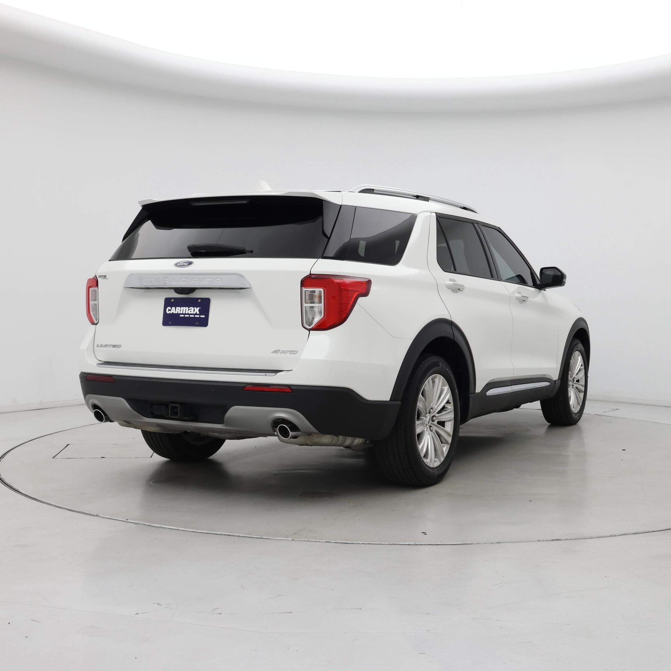 Thumbnail: 2023 Ford Explorer - 8