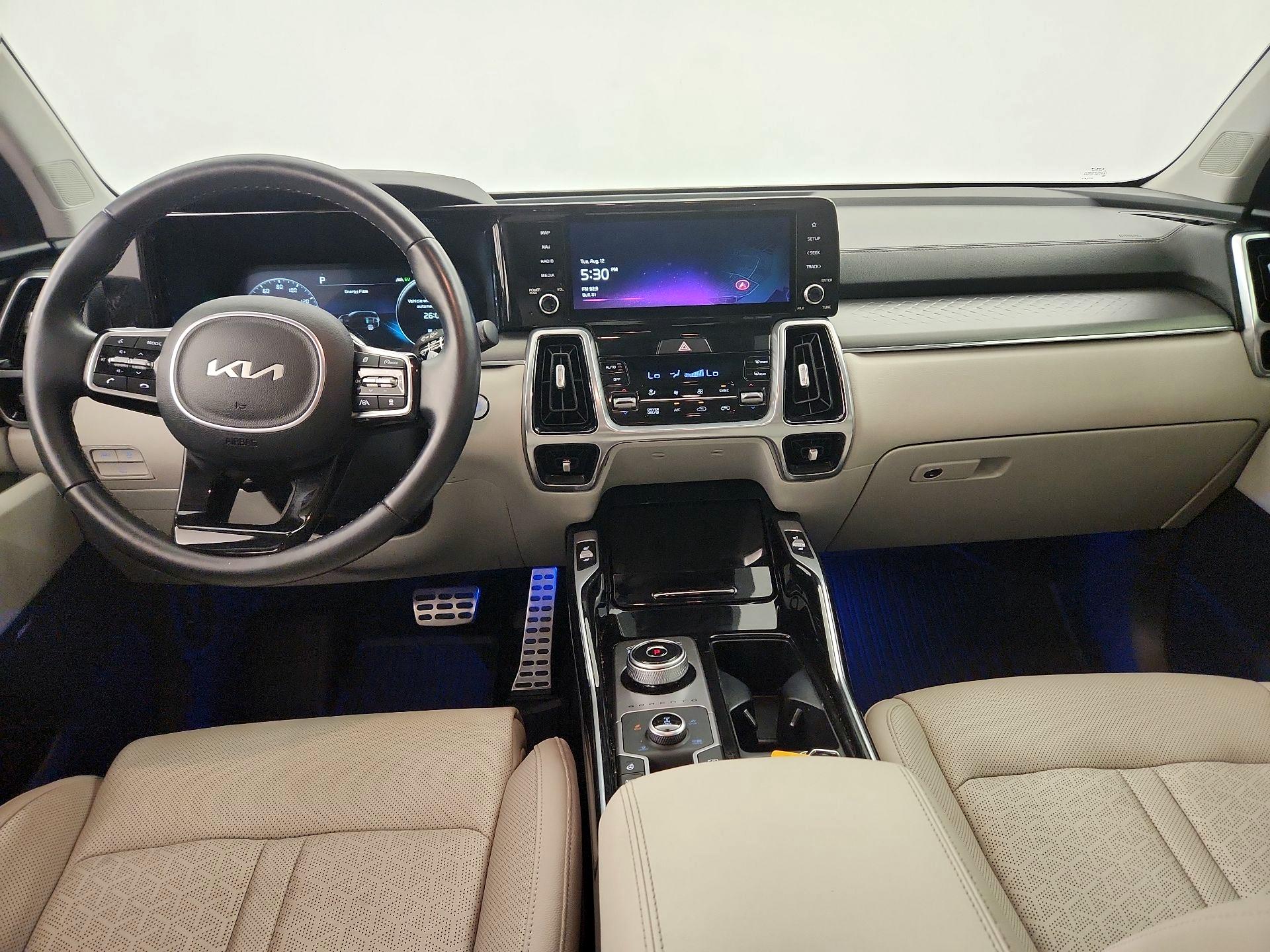Thumbnail: 2023 Kia Sorento - 9