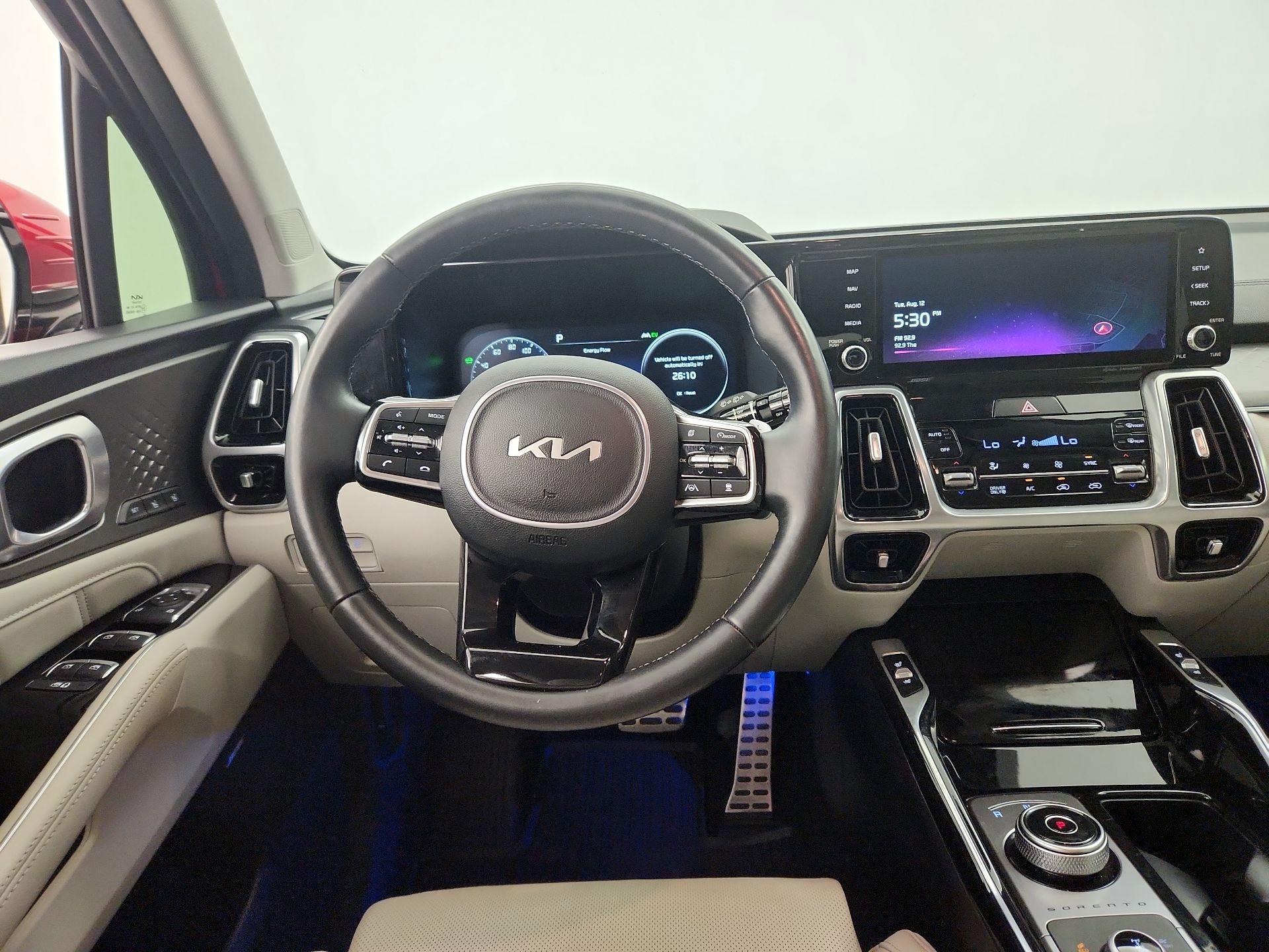 Thumbnail: 2023 Kia Sorento - 10