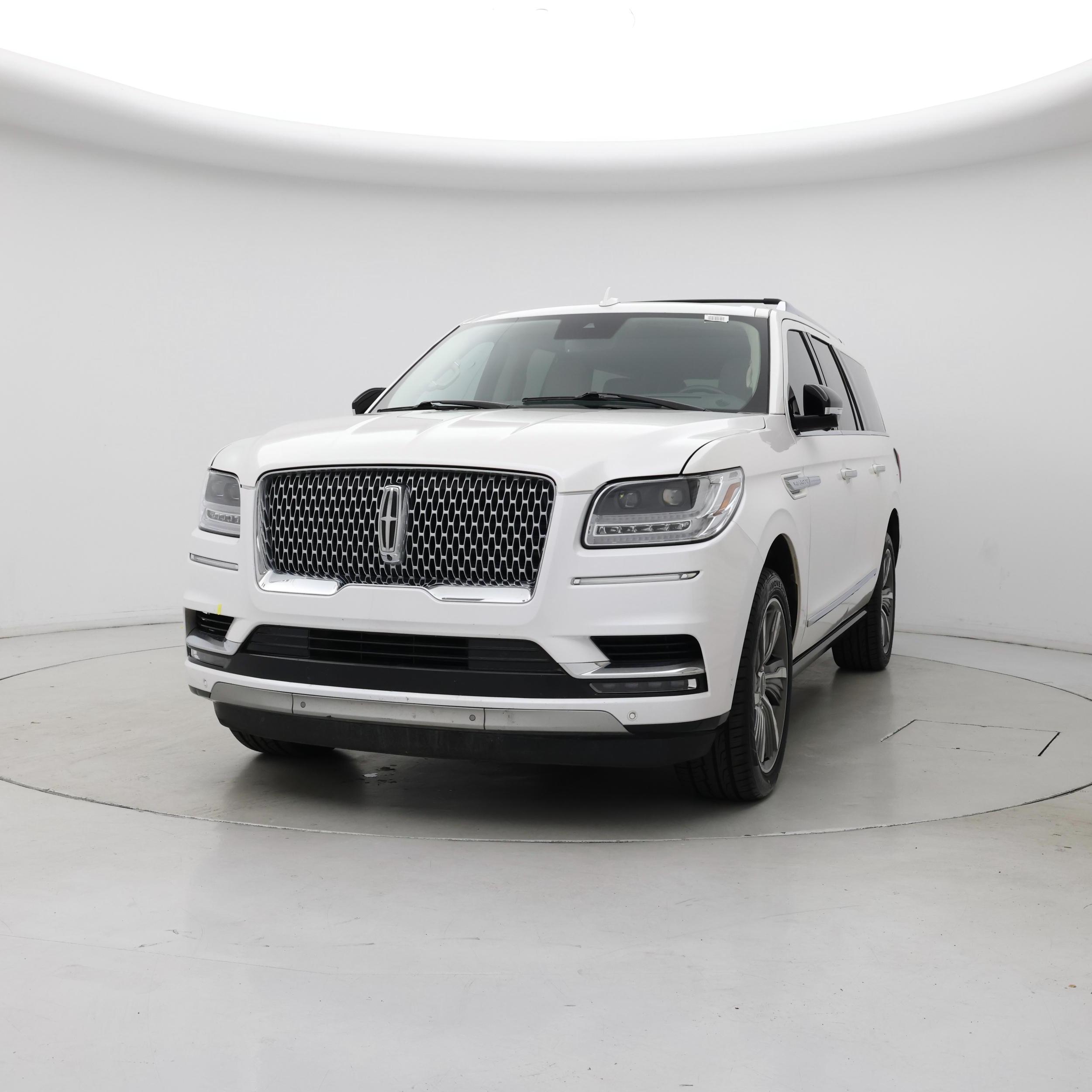 Thumbnail: 2019 Lincoln Navigator L - 4
