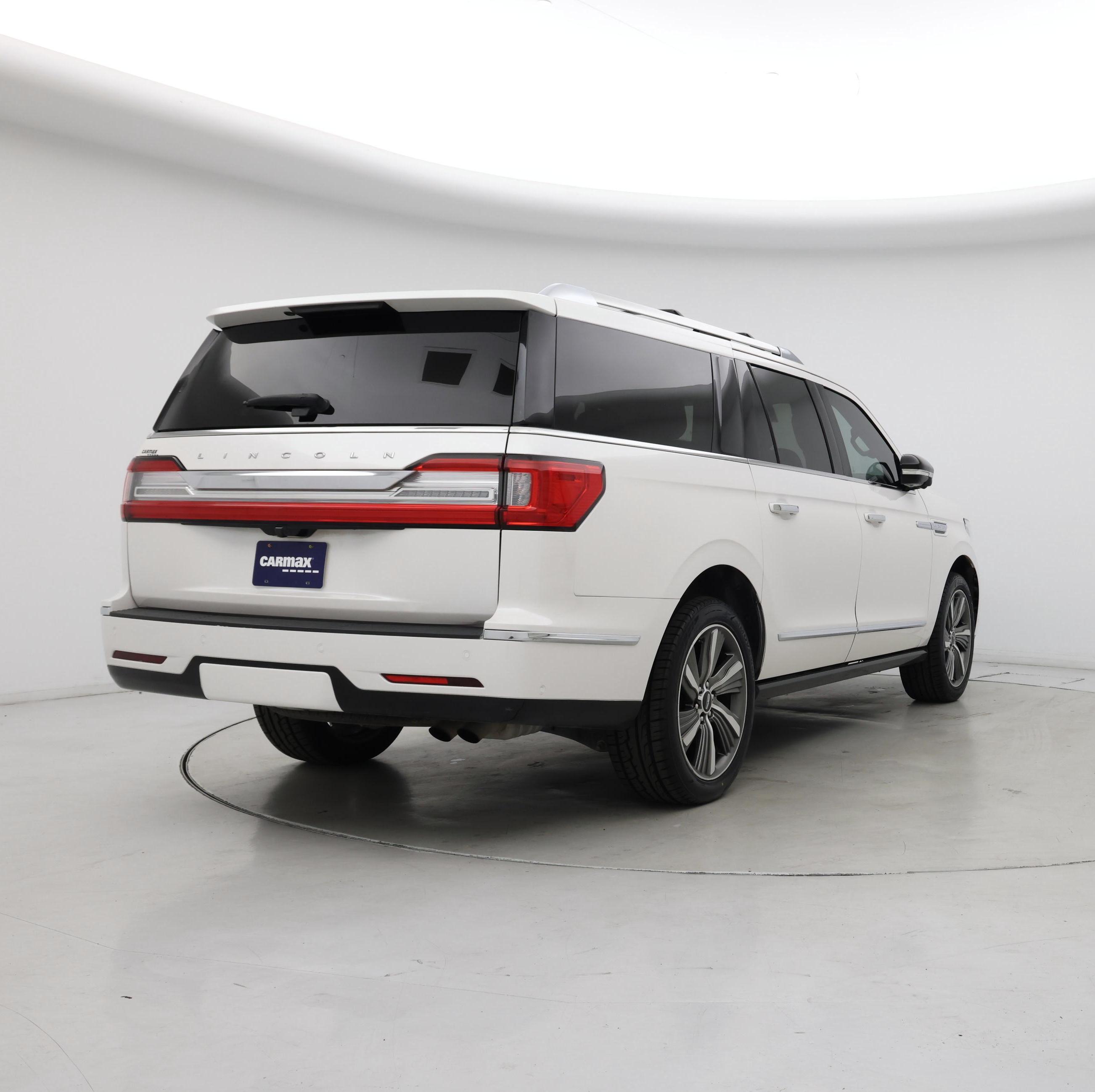 Thumbnail: 2019 Lincoln Navigator L - 8