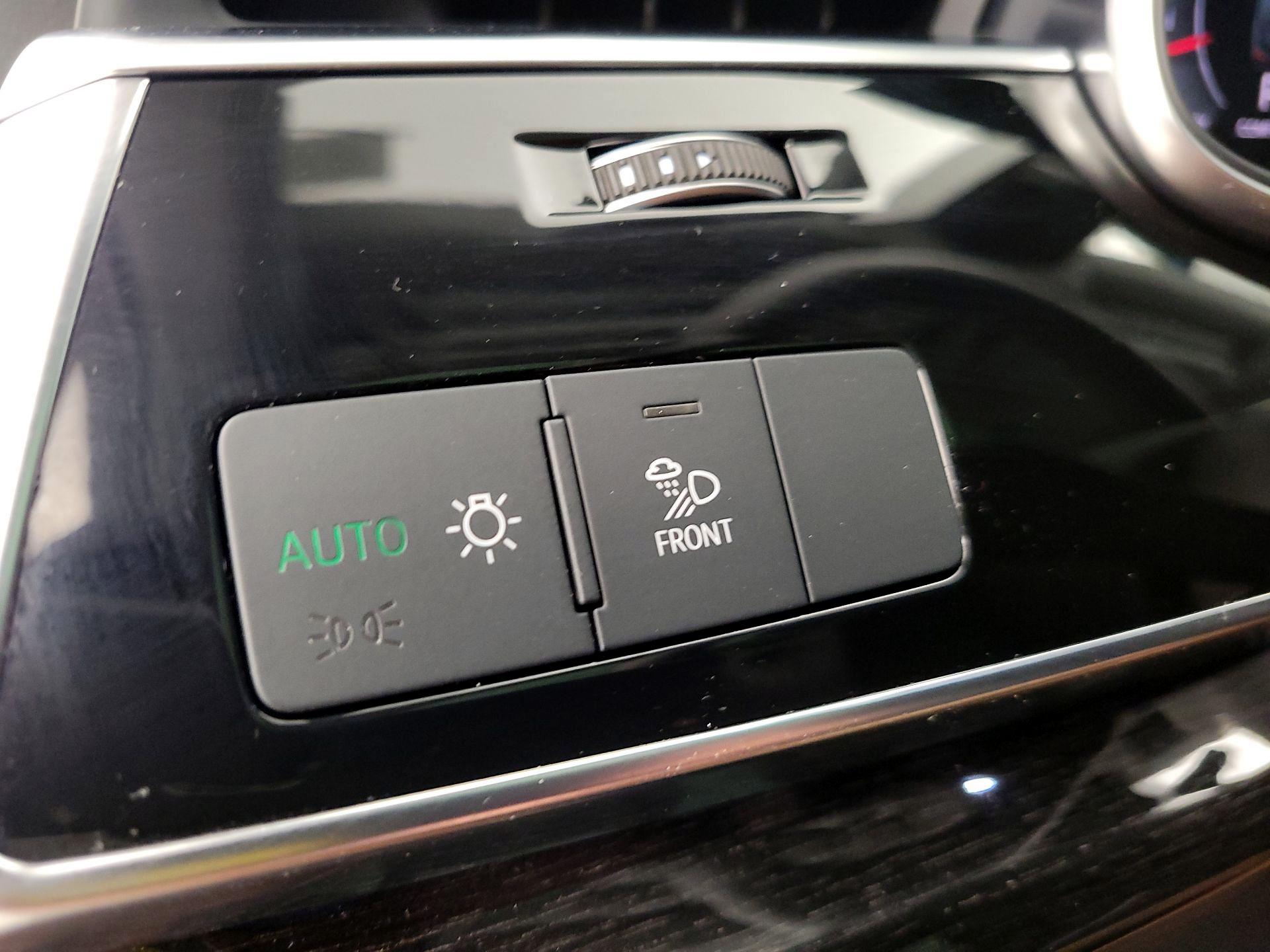 Thumbnail: 2023 Audi Q7 - 13