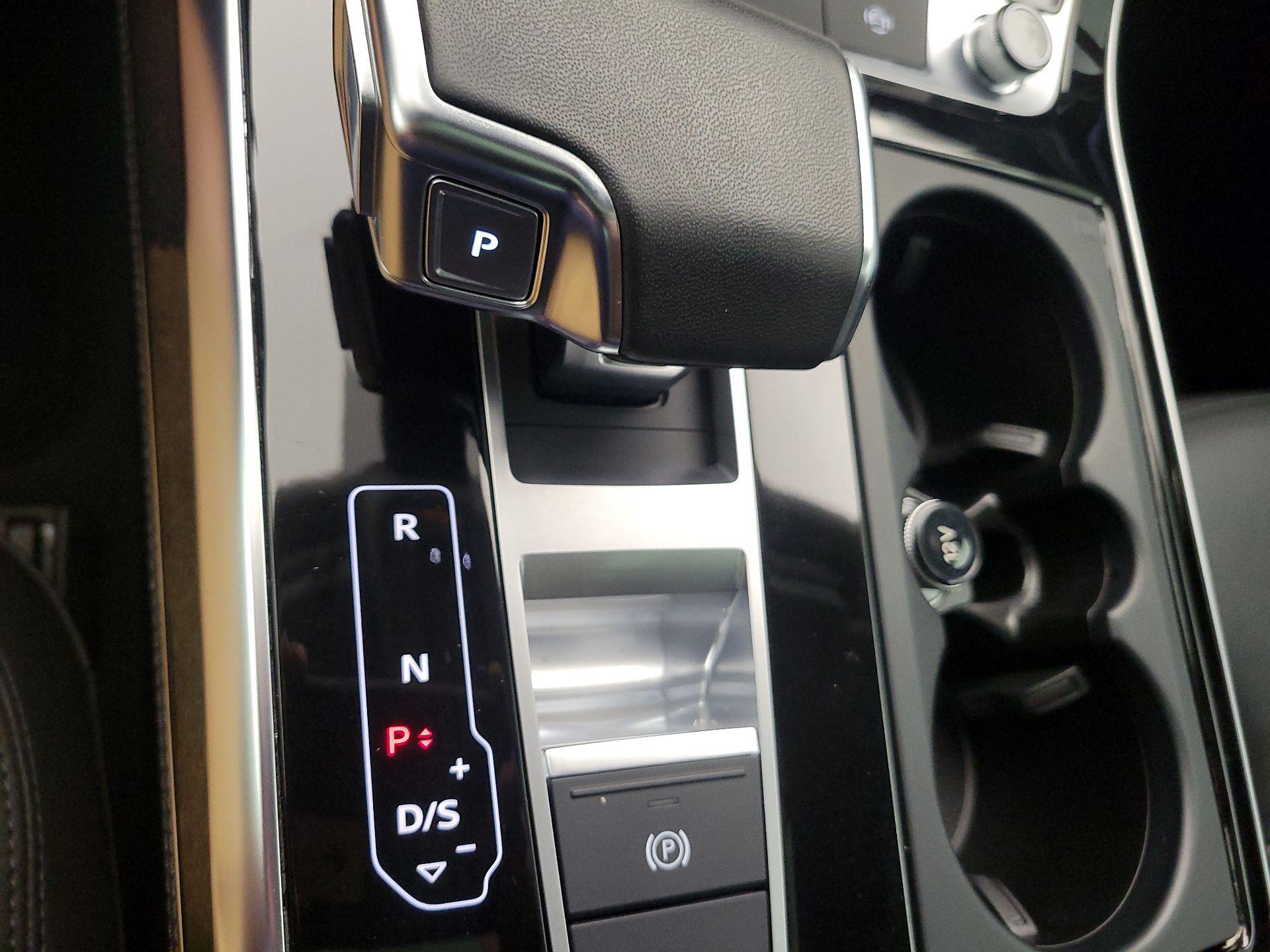 Thumbnail: 2023 Audi Q7 - 18