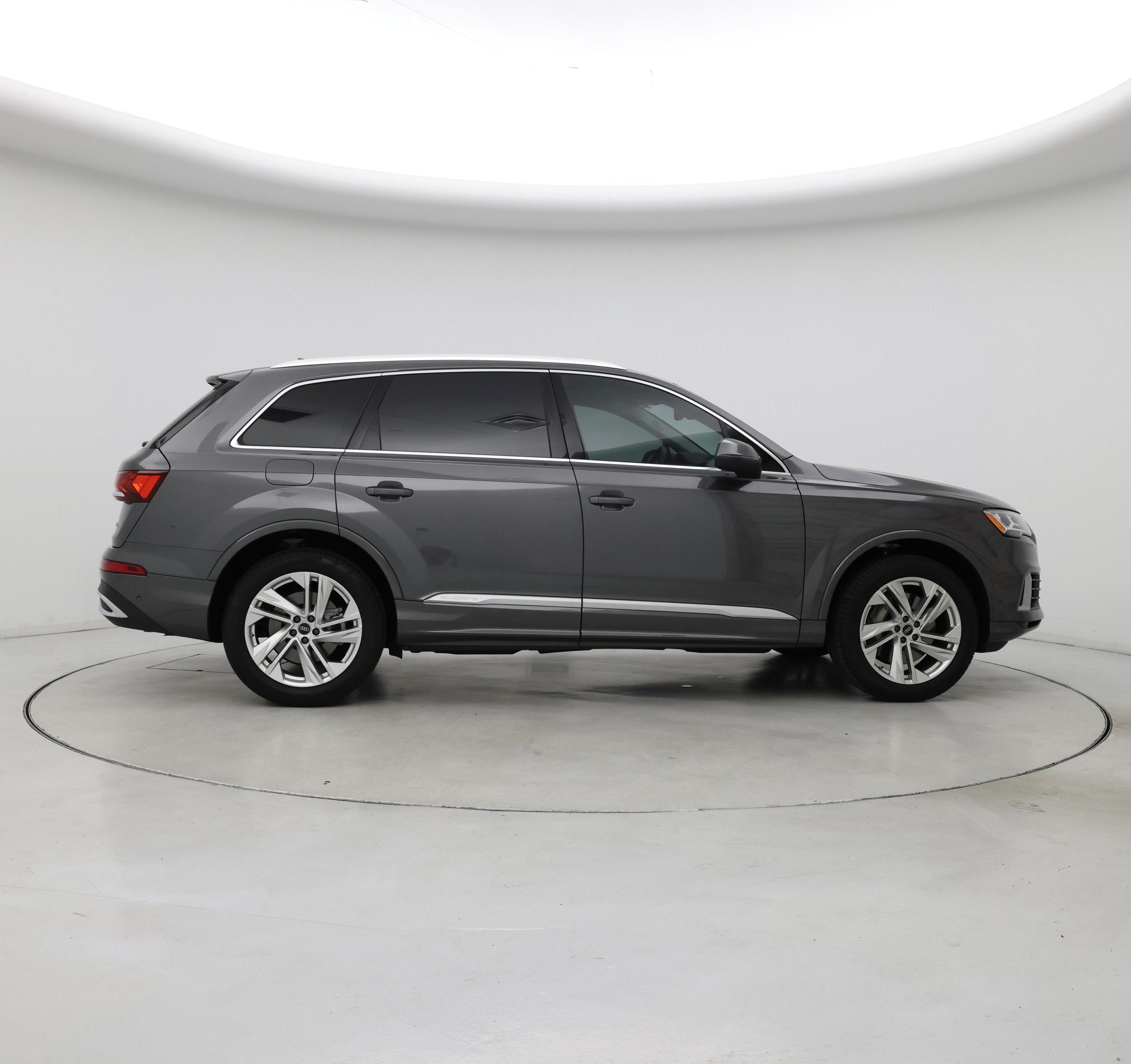 Thumbnail: 2023 Audi Q7 - 7