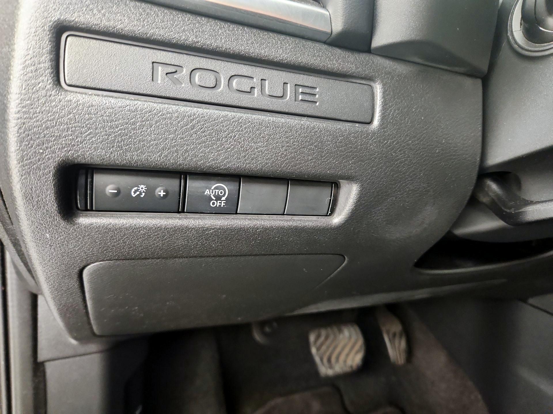 Thumbnail: 2023 Nissan Rogue - 13