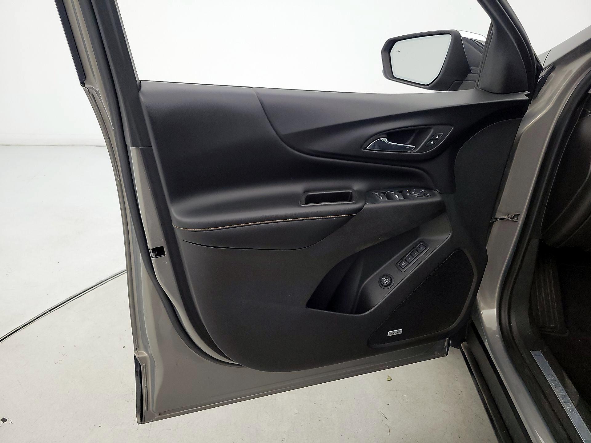 Thumbnail: 2019 Chevrolet Equinox - 12