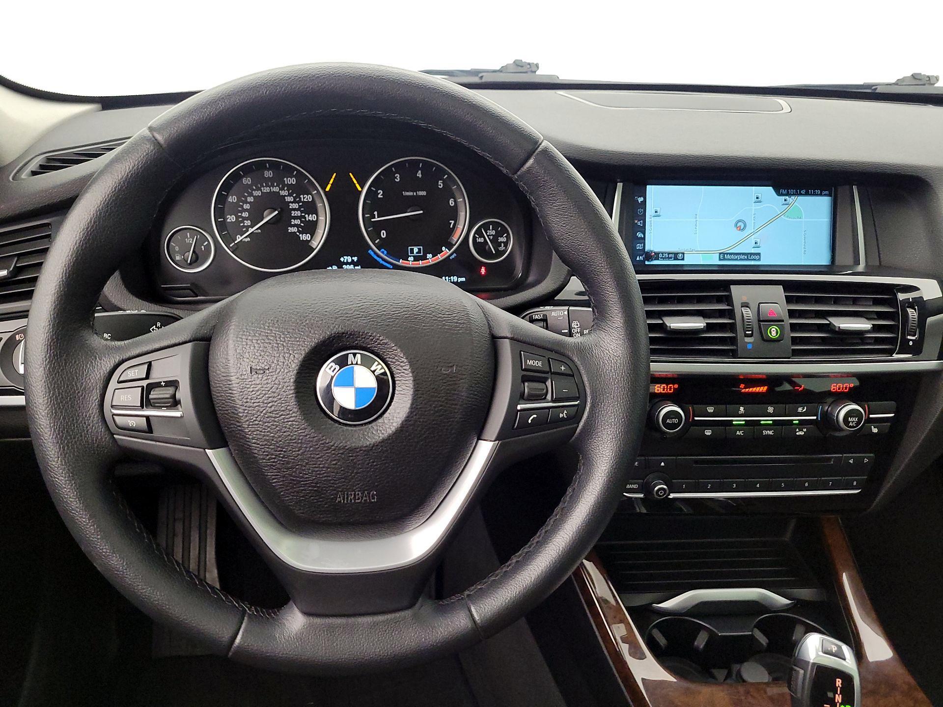 Thumbnail: 2017 BMW X3 - 10