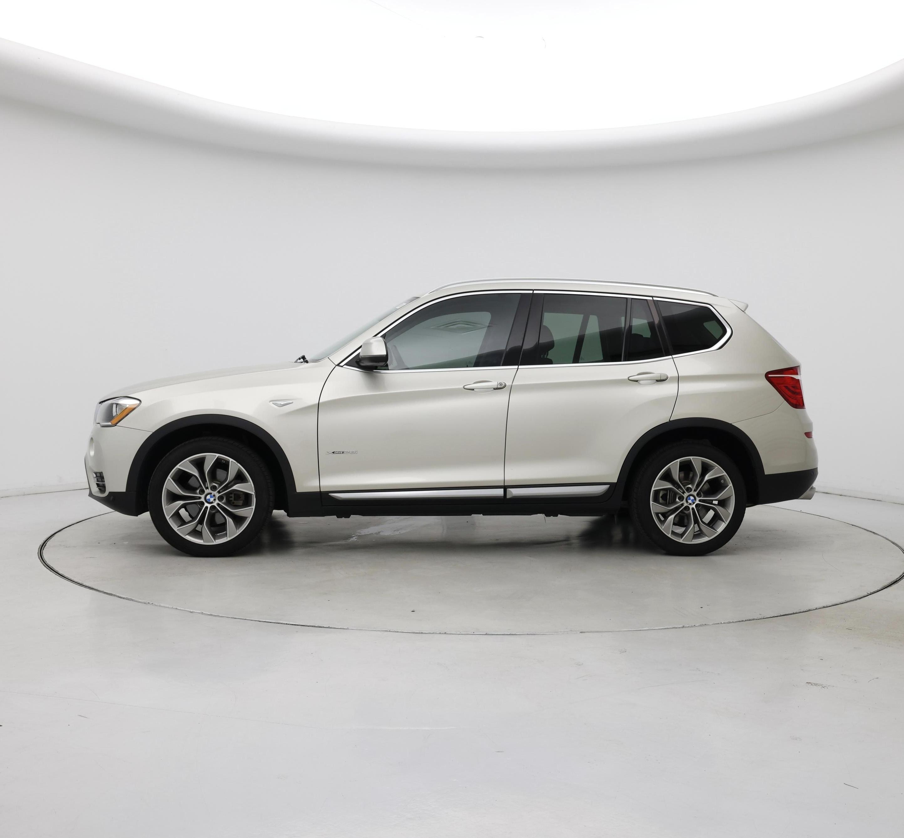 Thumbnail: 2017 BMW X3 - 3
