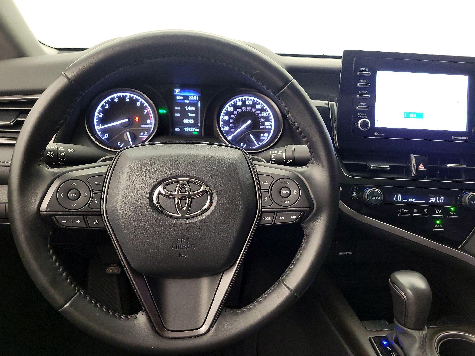 Thumbnail: 2023 Toyota Camry - 10