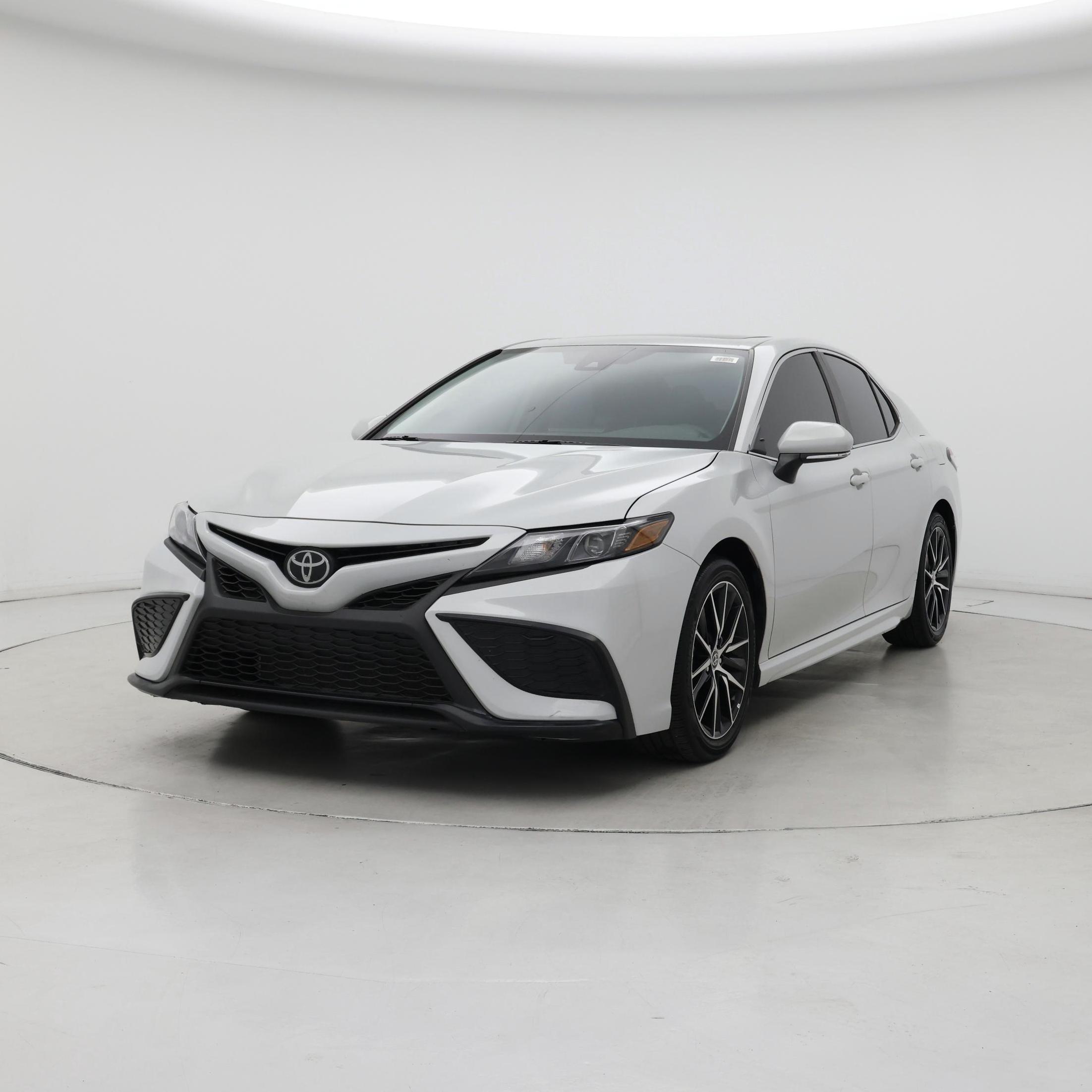 Thumbnail: 2023 Toyota Camry - 4