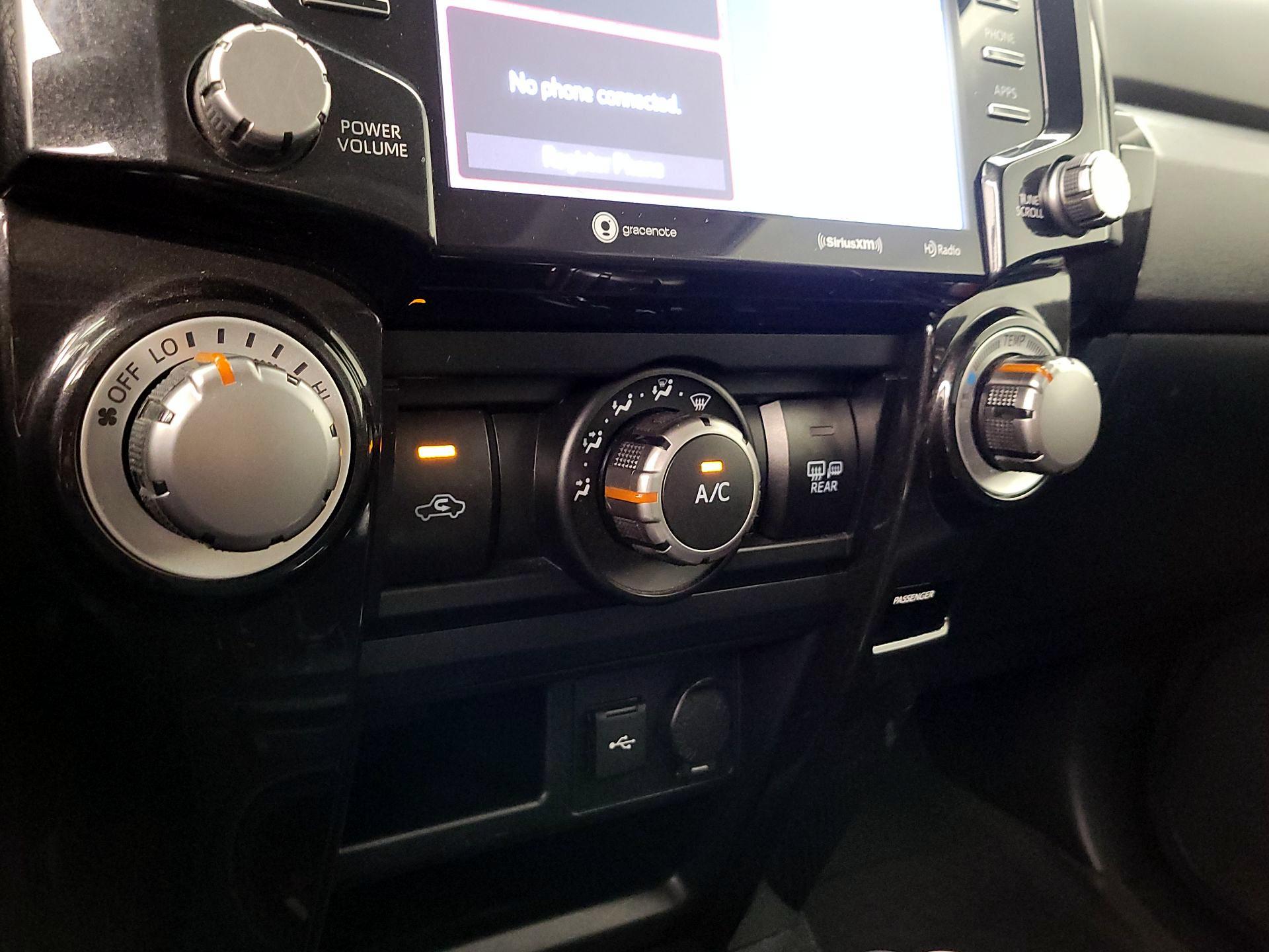 Thumbnail: 2021 Toyota 4Runner - 17