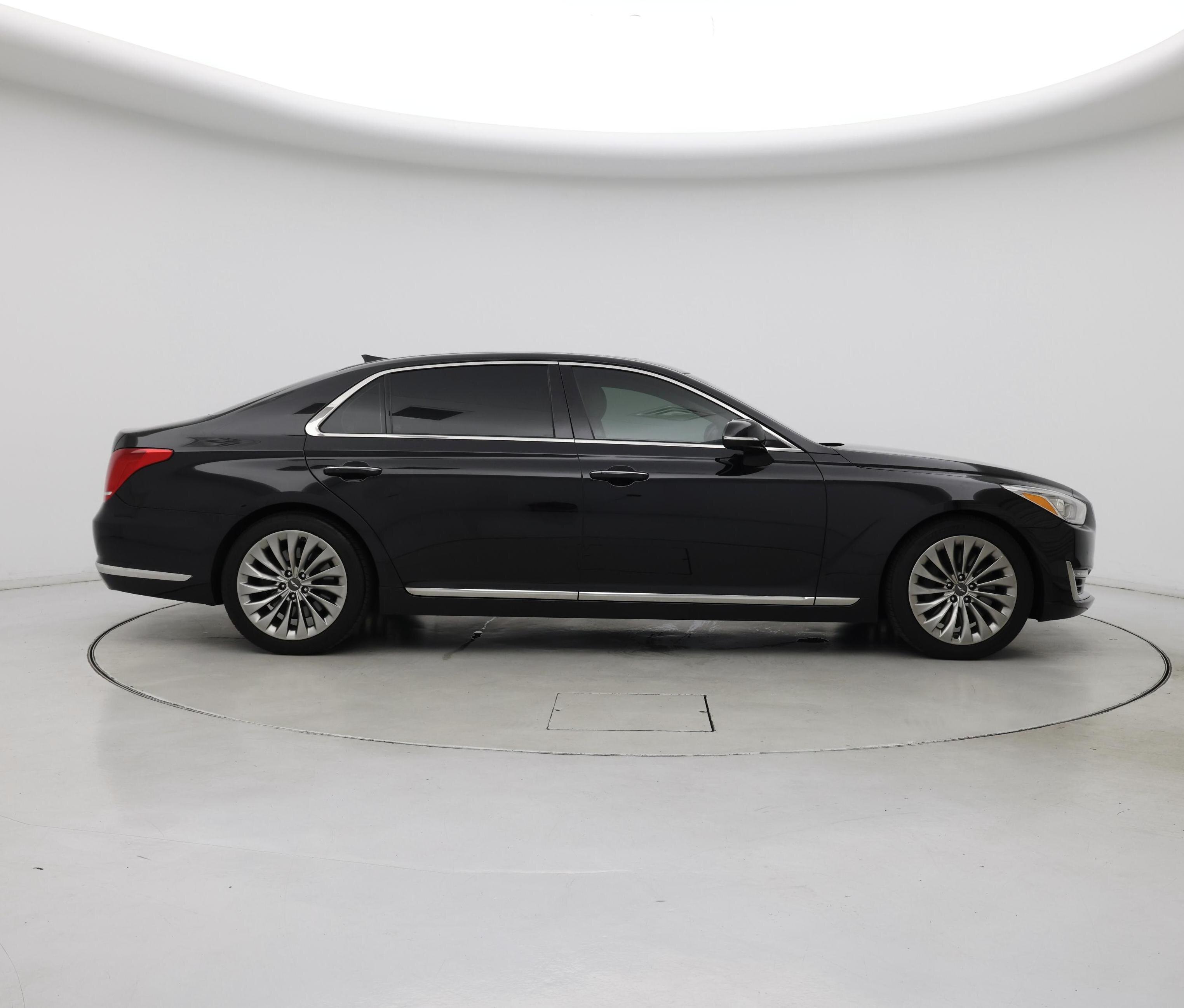 Thumbnail: 2019 Genesis G90 - 7