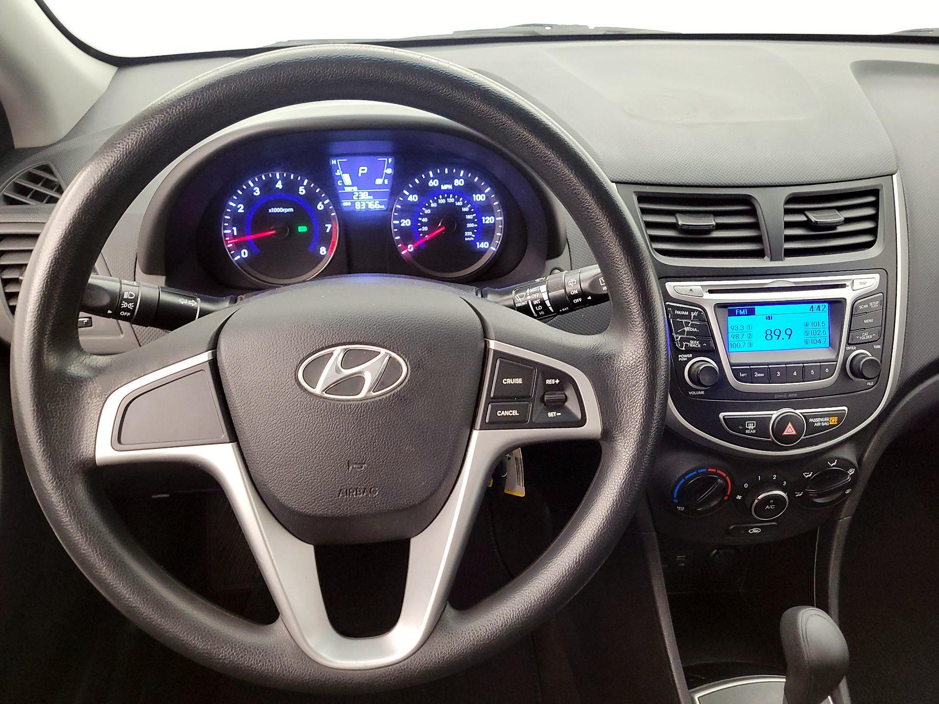Thumbnail: 2014 Hyundai Accent - 10