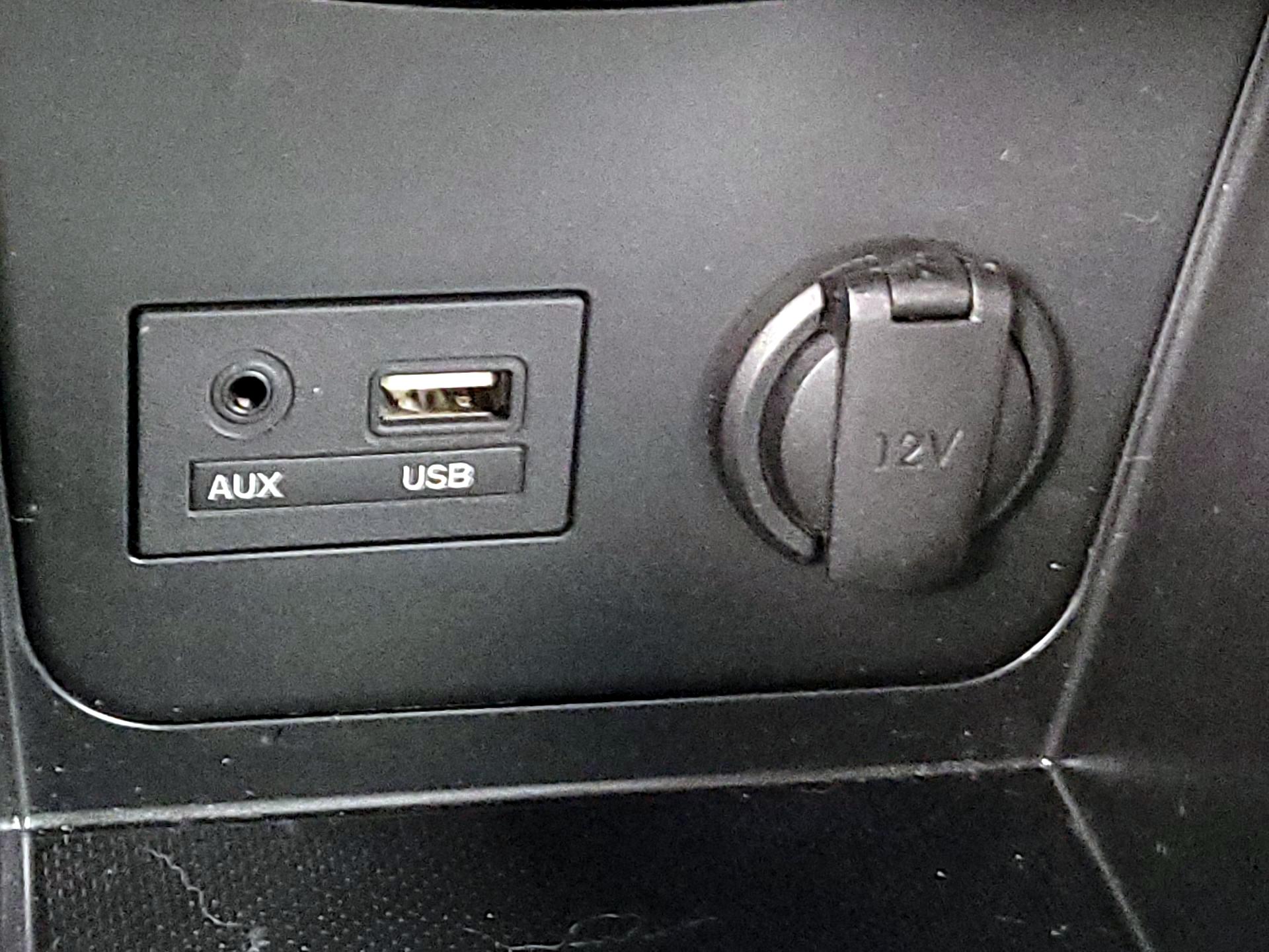 Thumbnail: 2014 Hyundai Accent - 17