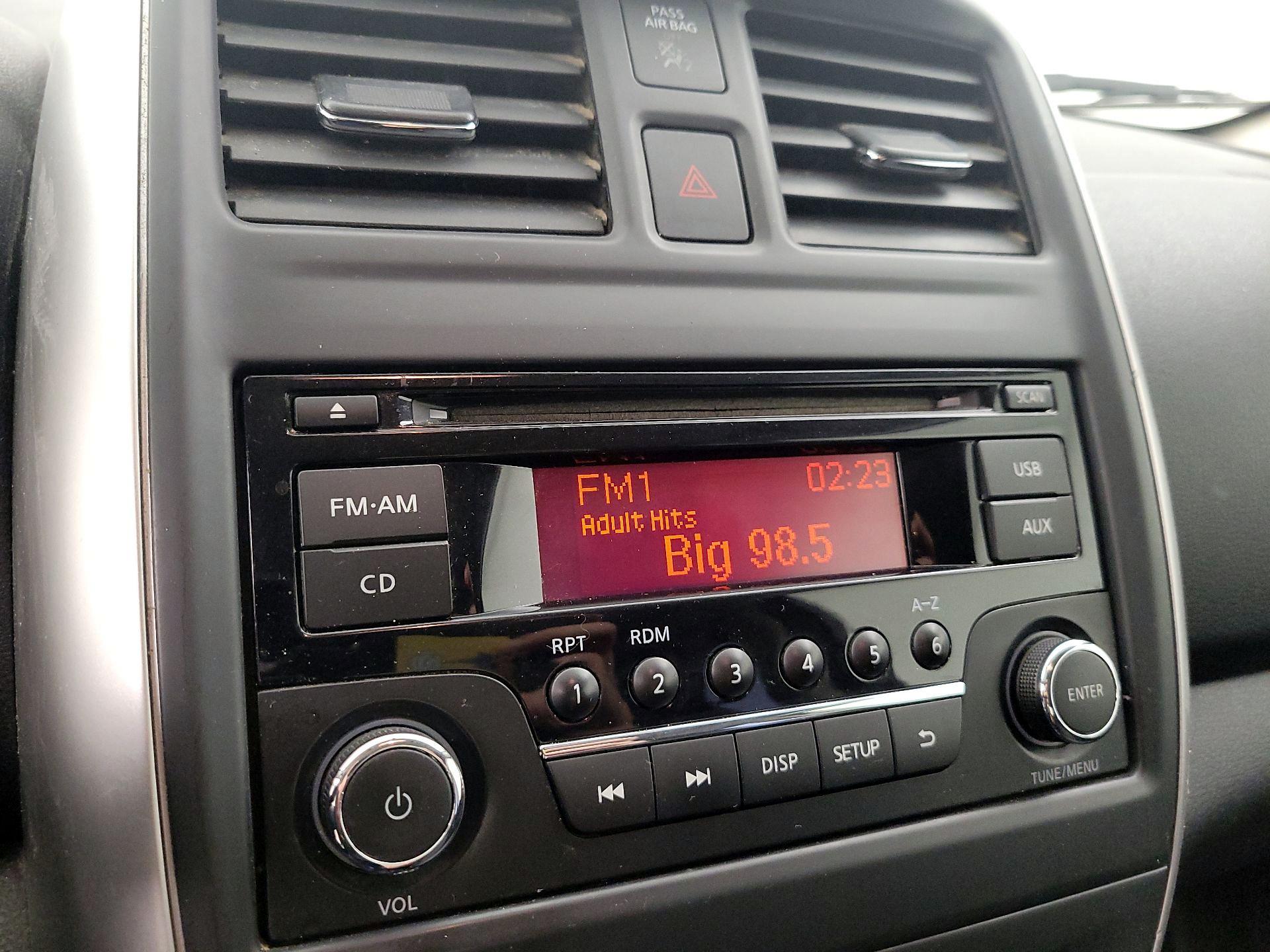 Thumbnail: 2017 Nissan Versa - 14