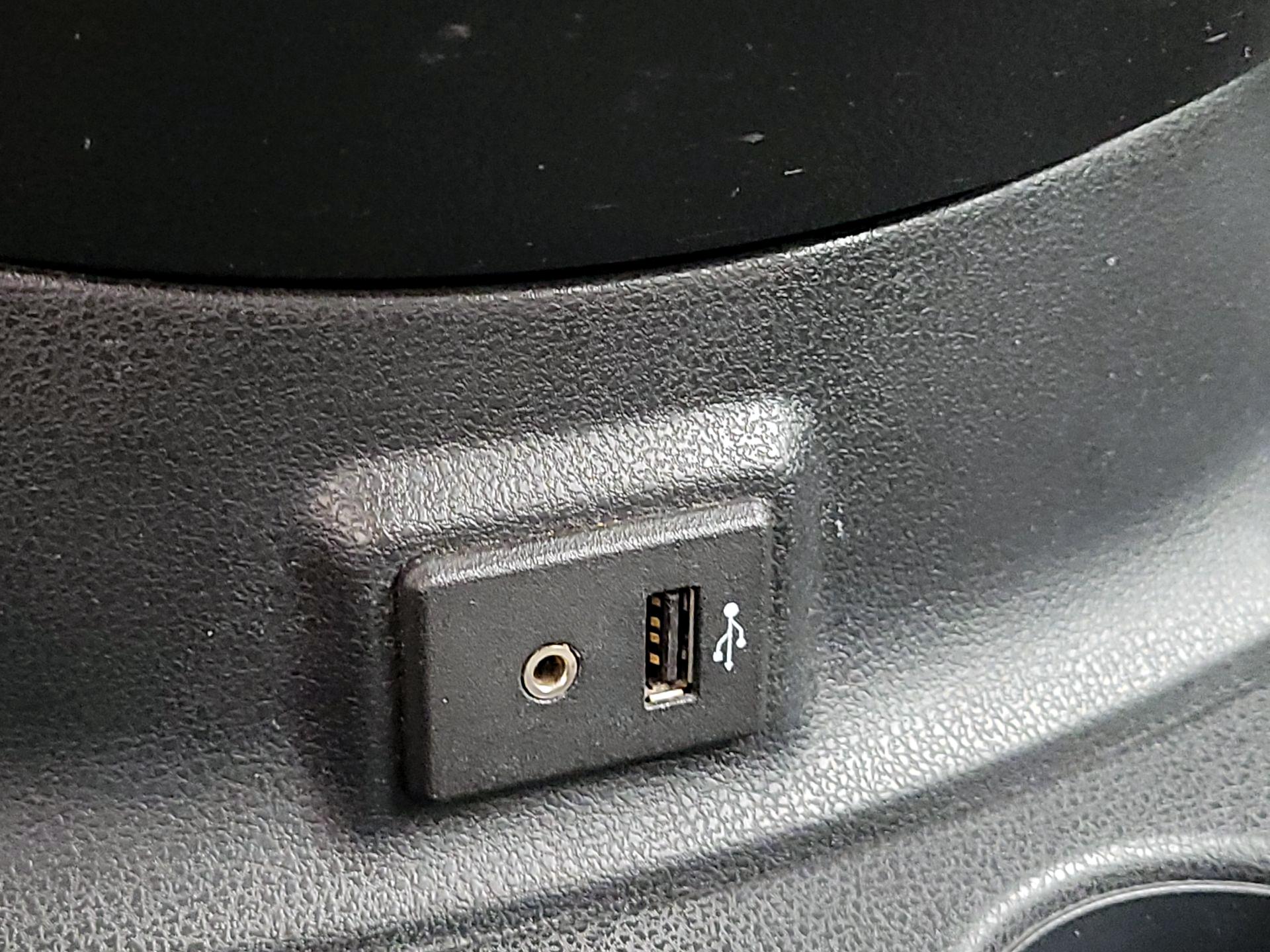 Thumbnail: 2017 Nissan Versa - 17