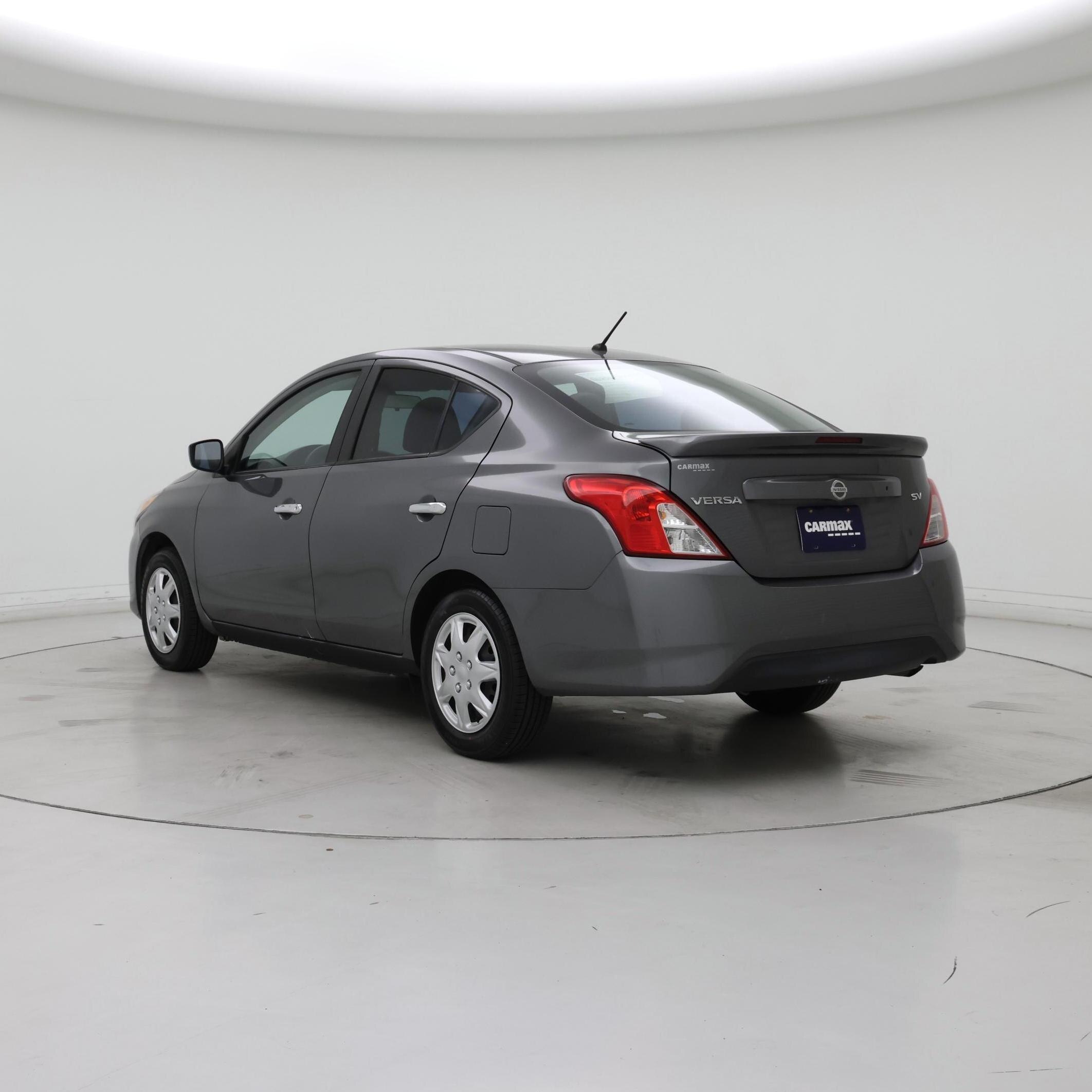 Thumbnail: 2017 Nissan Versa - 2