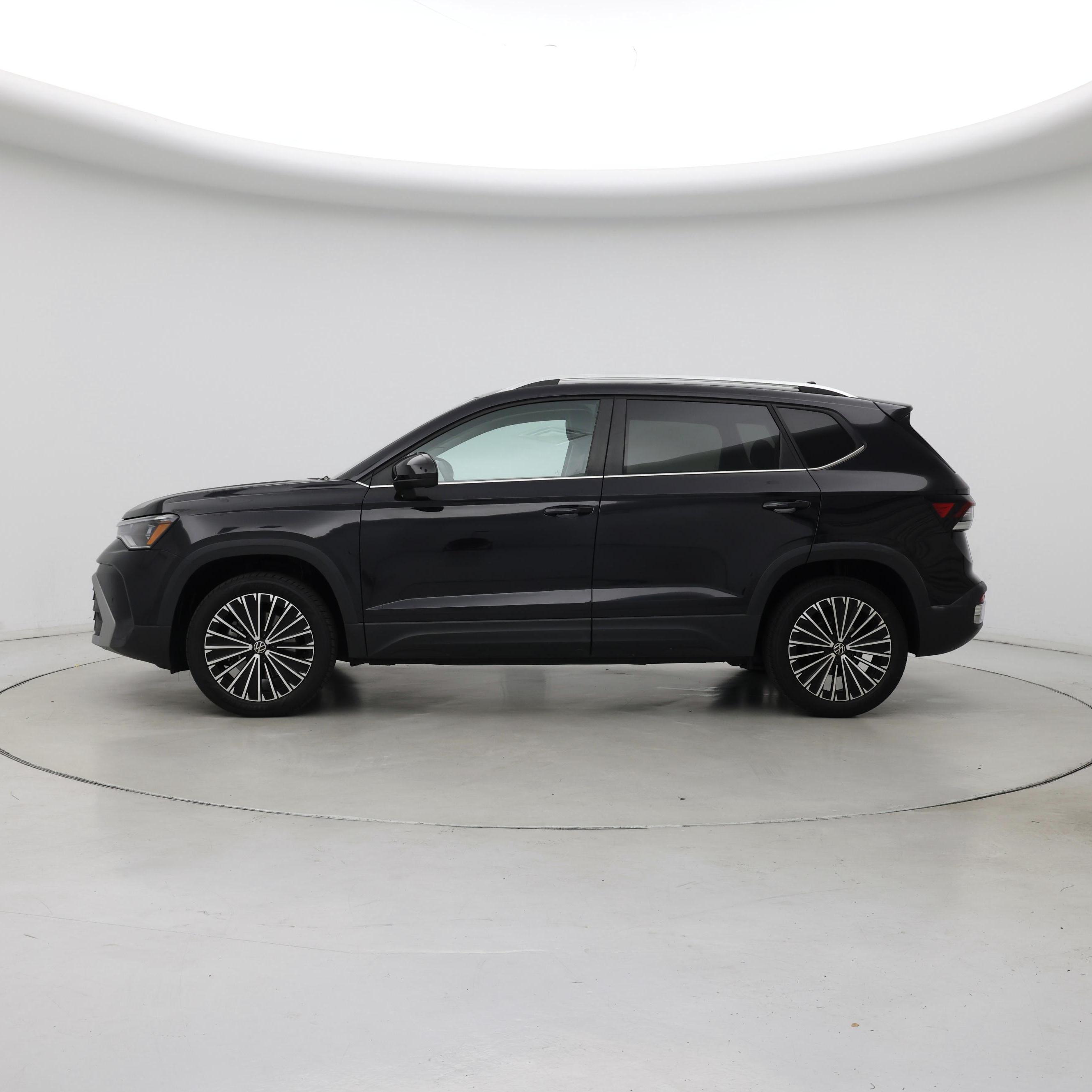 Thumbnail: 2025 Volkswagen Taos - 3