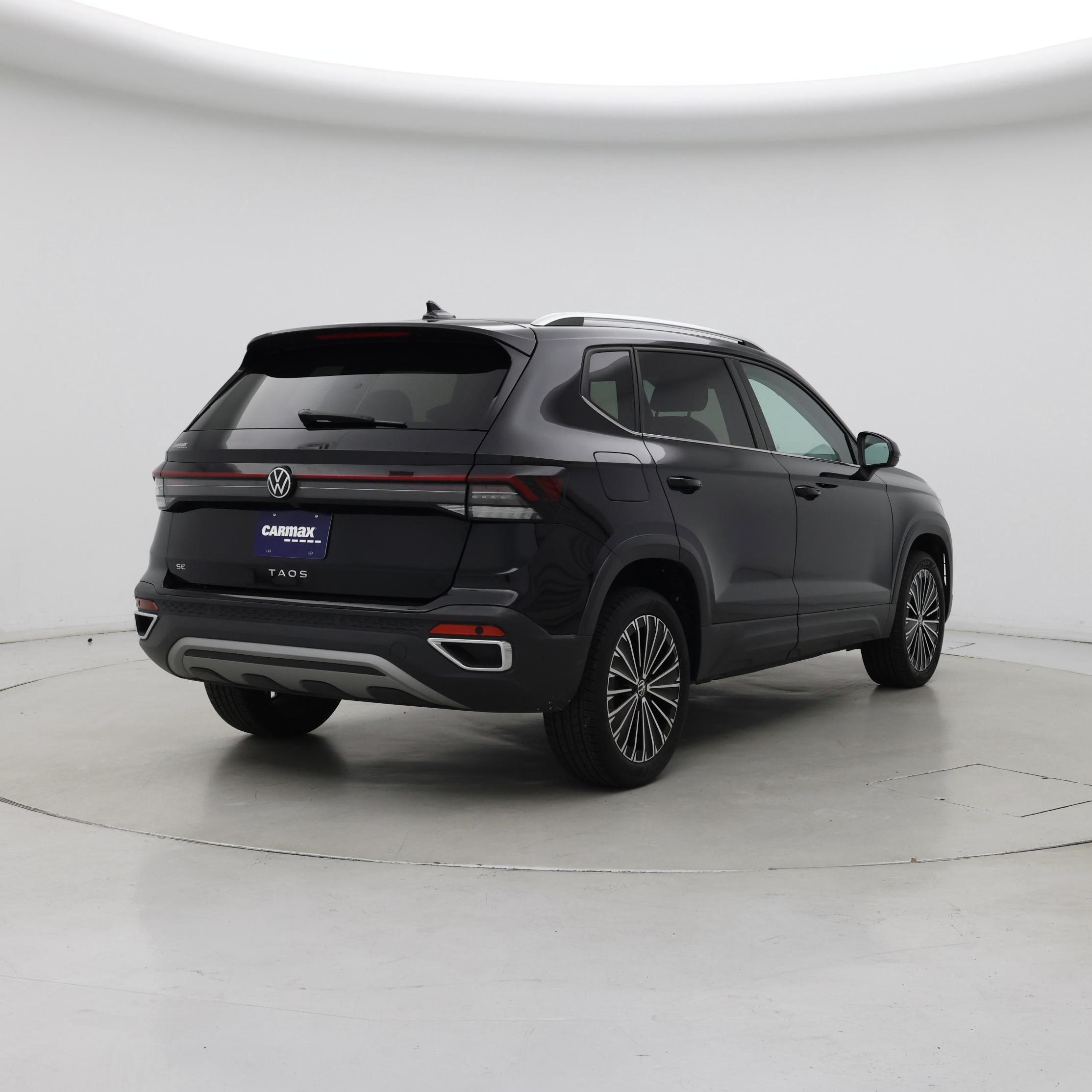 Thumbnail: 2025 Volkswagen Taos - 8