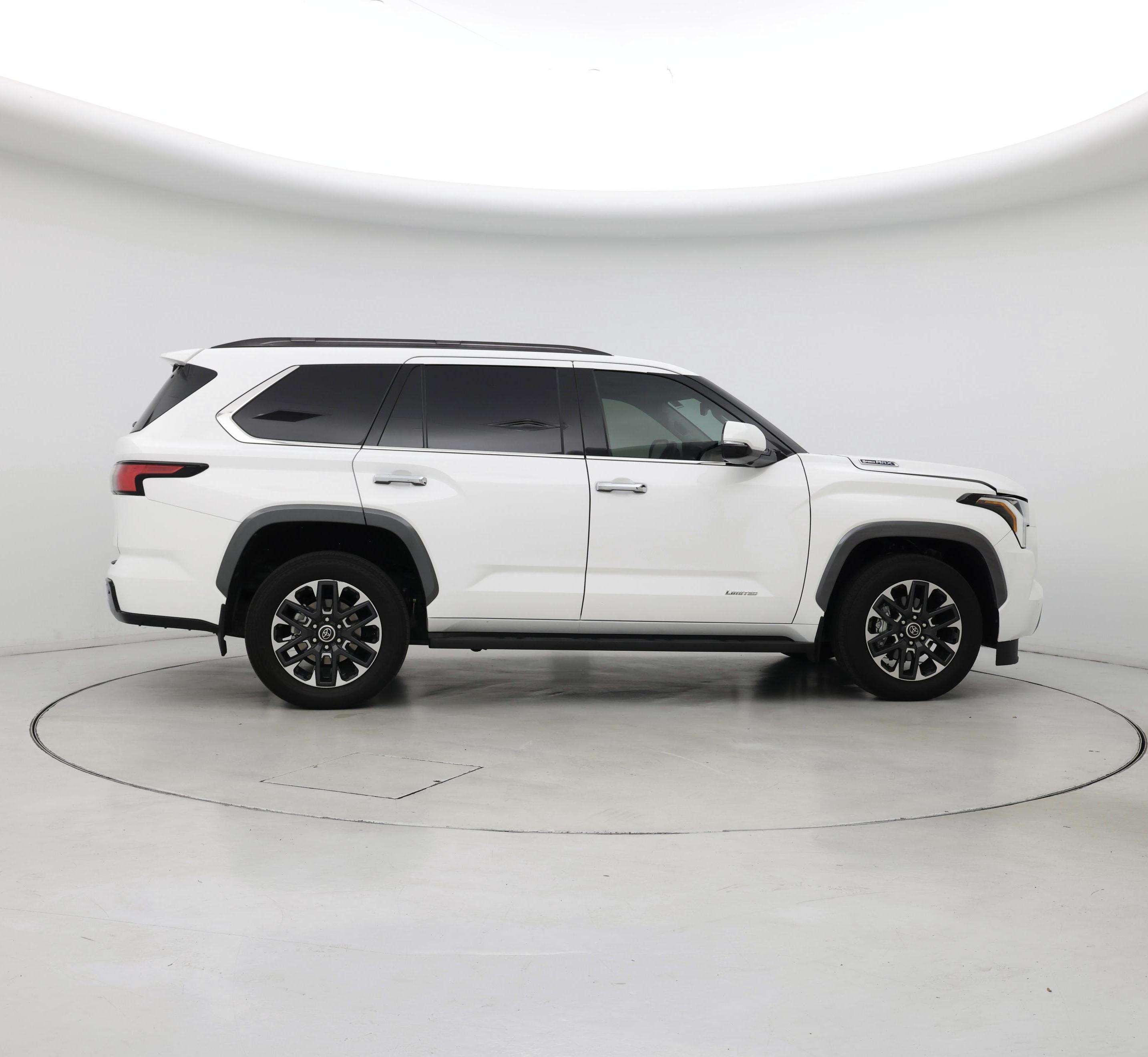 Thumbnail: 2023 Toyota Sequoia - 7