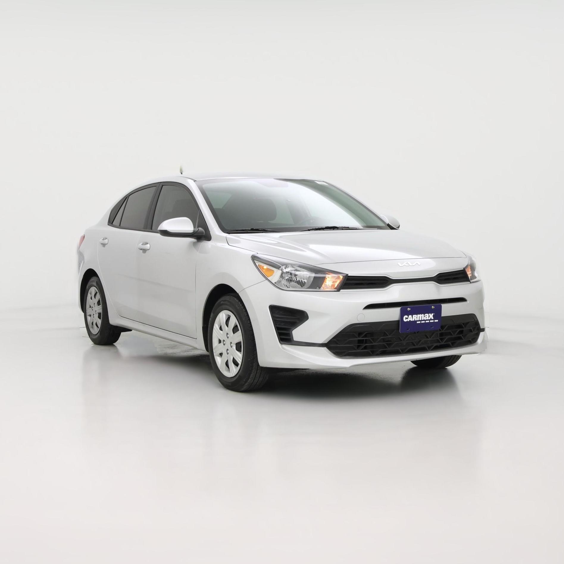 Thumbnail: 2022 Kia Rio - 1