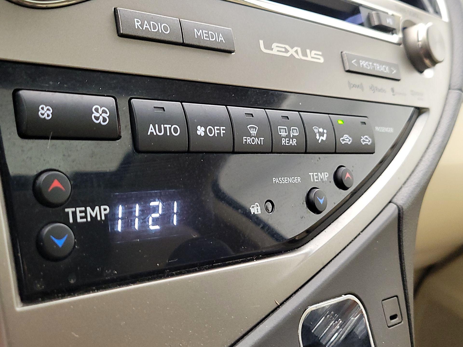 Thumbnail: 2015 Lexus RX - 16