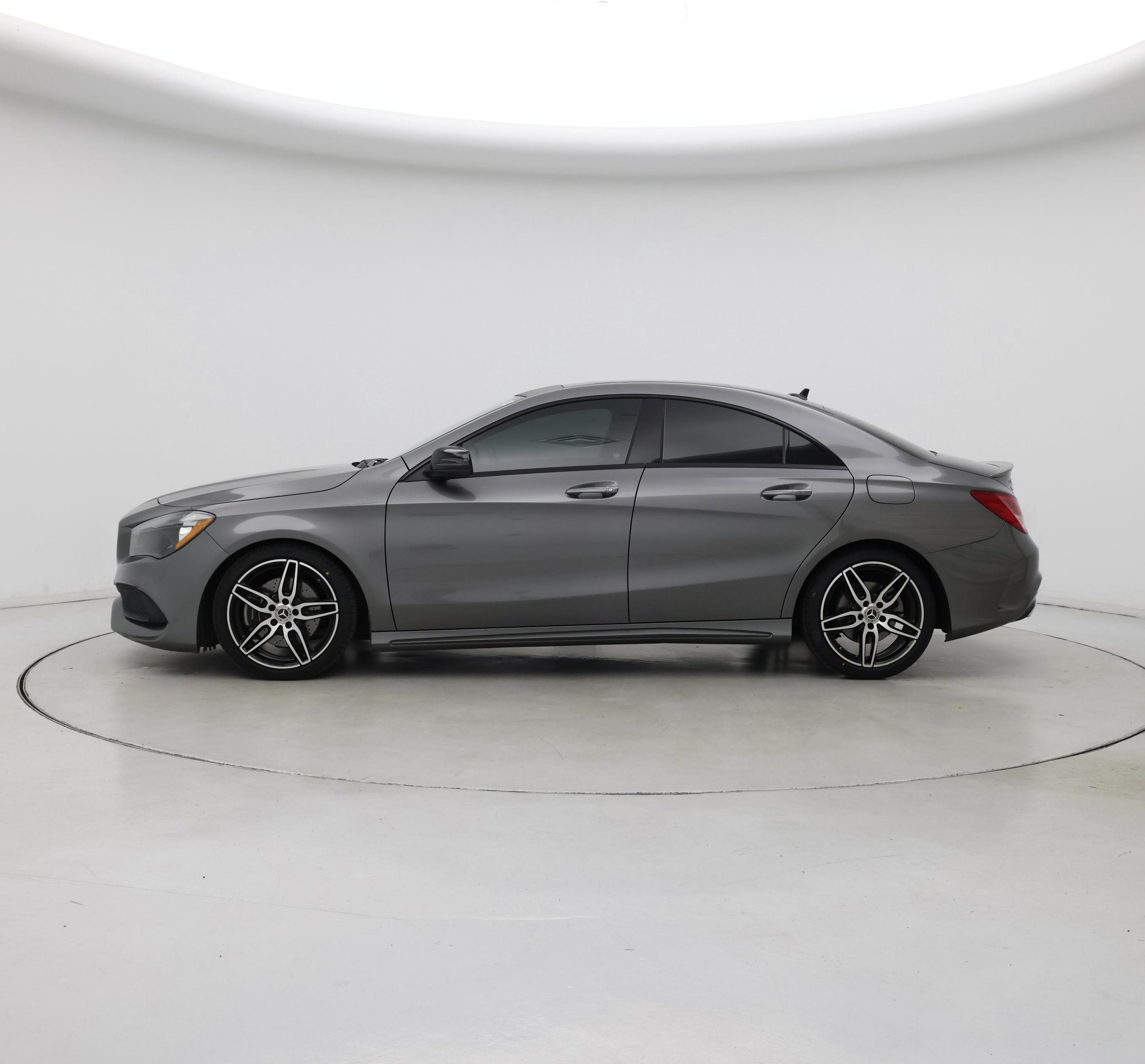Thumbnail: 2019 Mercedes-Benz CLA - 3