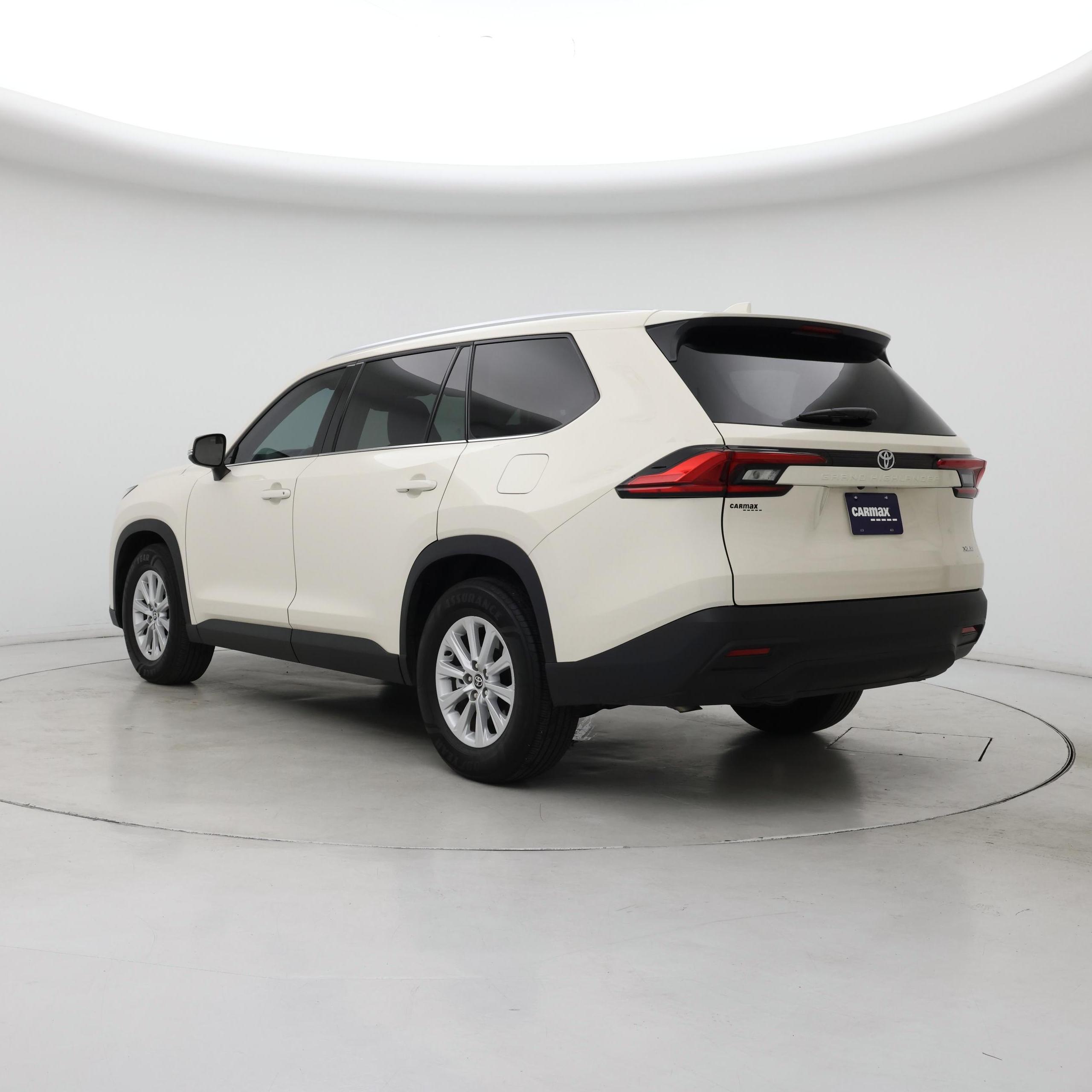 Thumbnail: 2024 Toyota Grand Highlander - 2