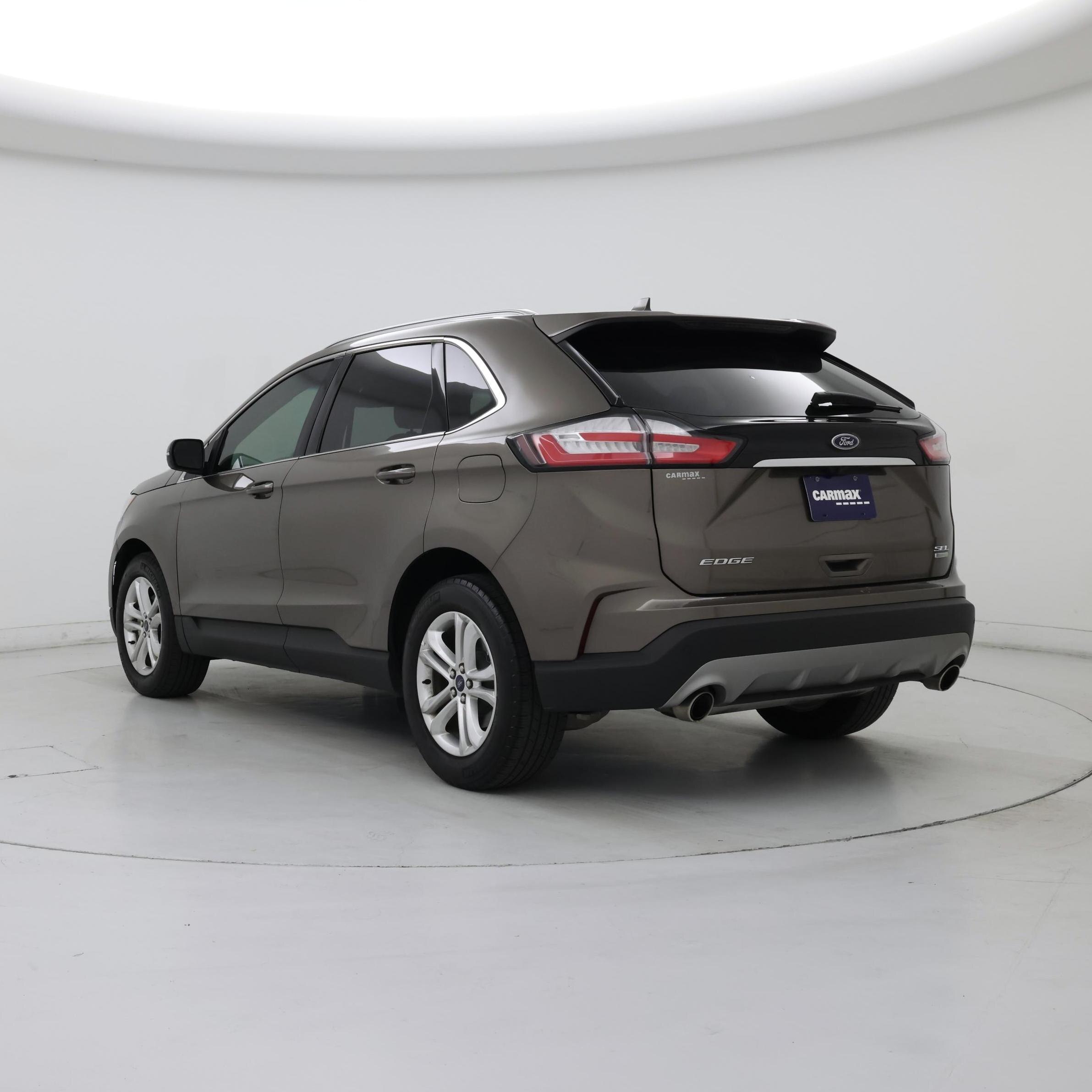 Thumbnail: 2019 Ford Edge - 2