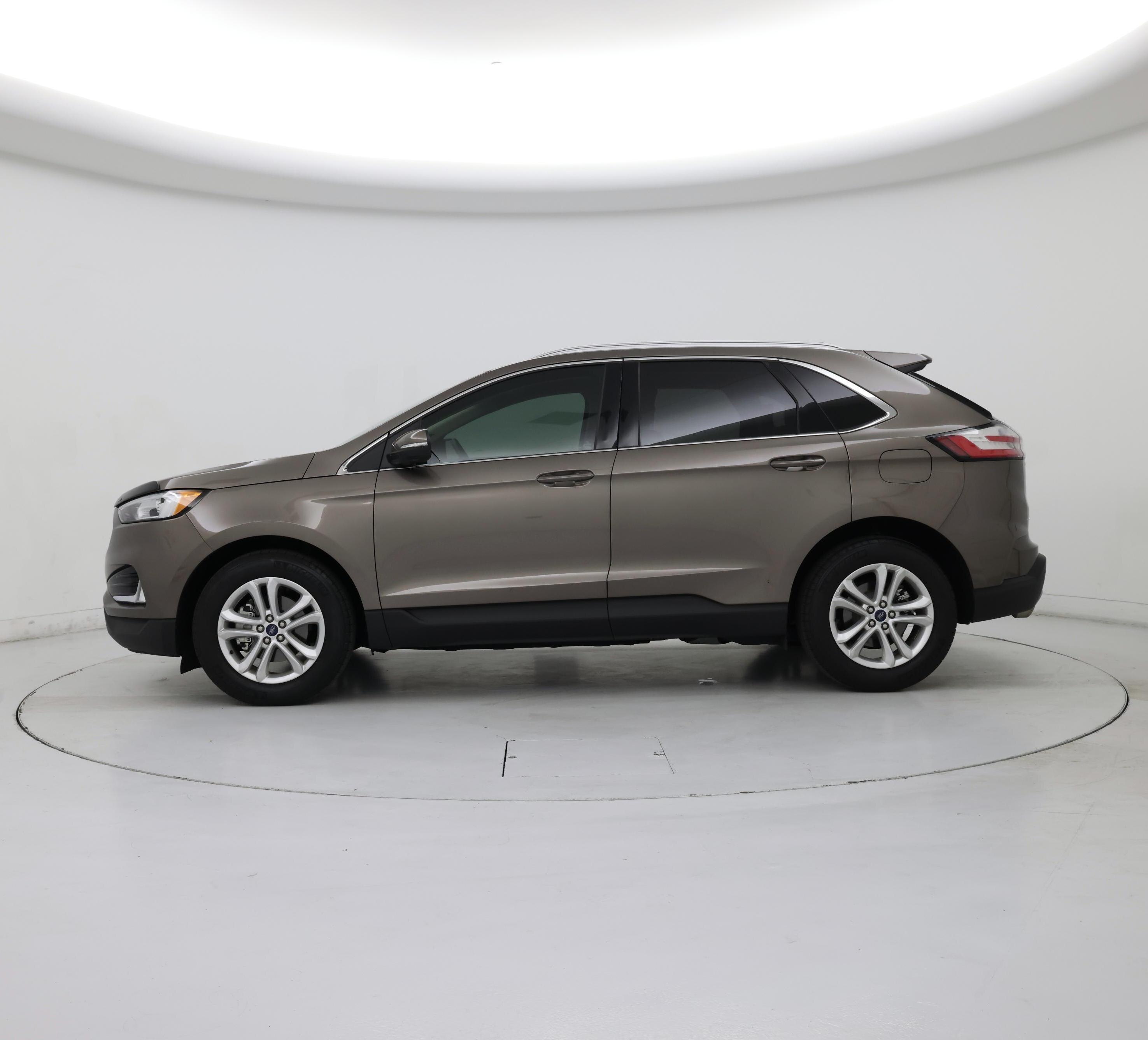 Thumbnail: 2019 Ford Edge - 3