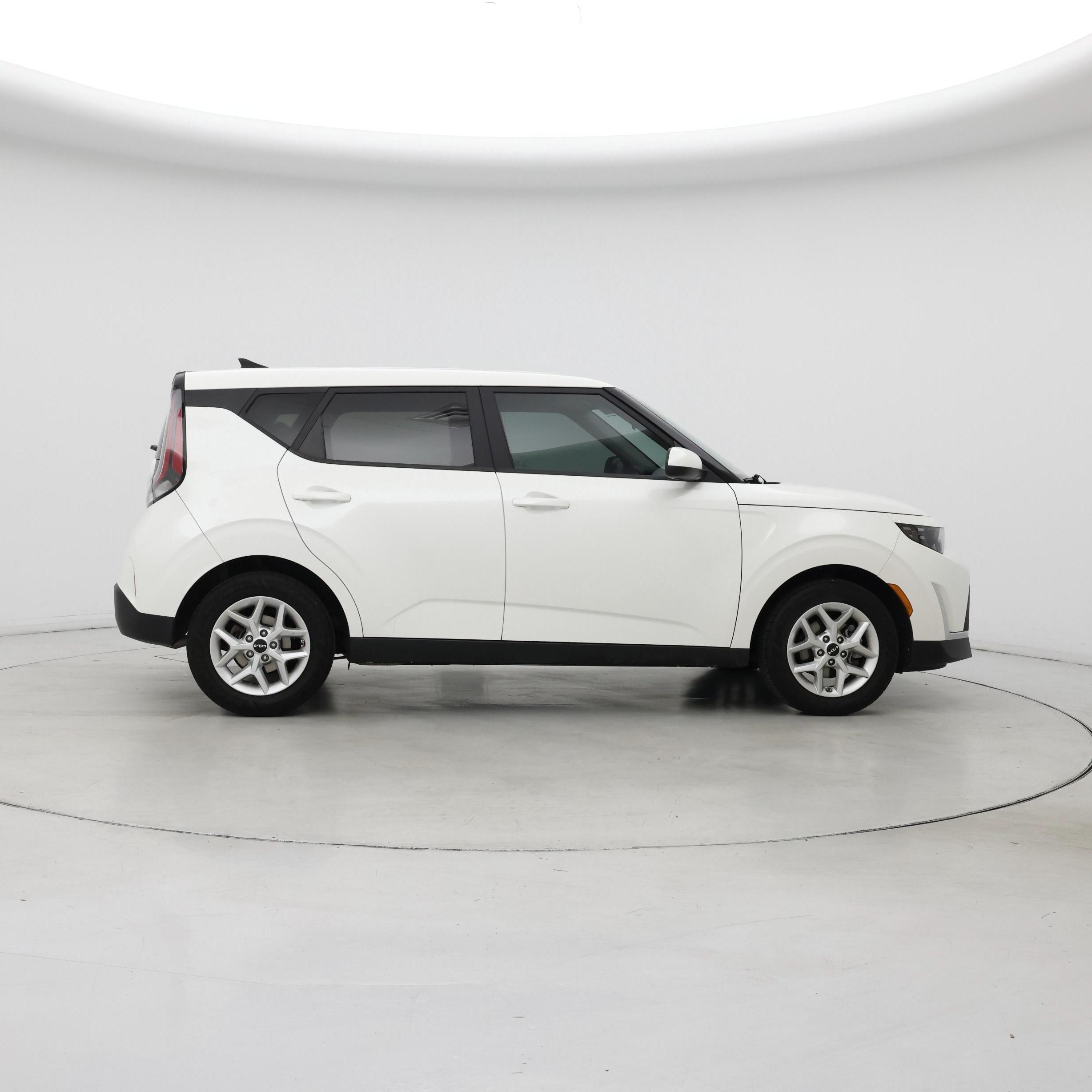 Thumbnail: 2024 Kia Soul - 7