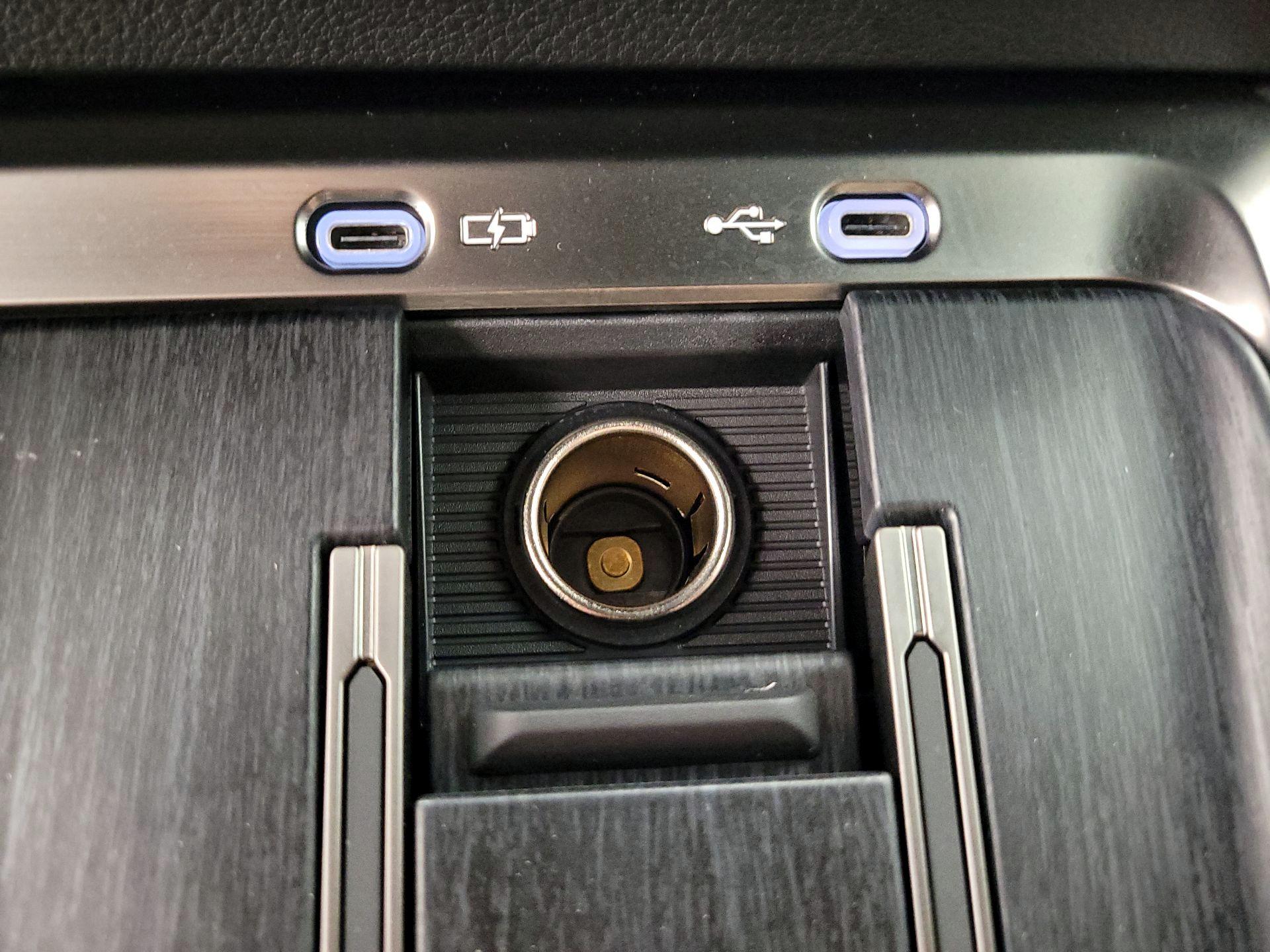 Thumbnail: 2024 Lexus GX - 18