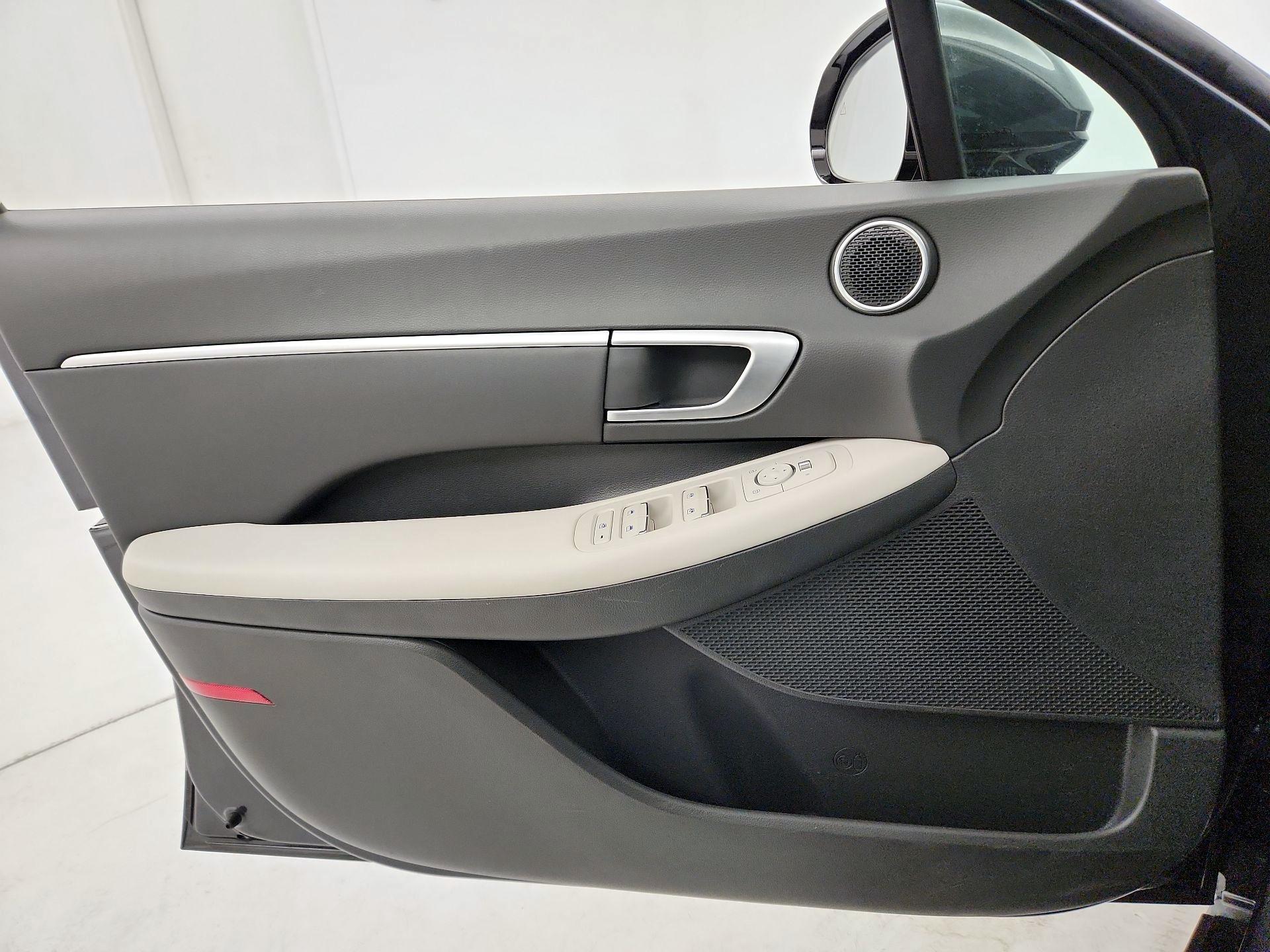 Thumbnail: 2024 Hyundai Sonata - 12