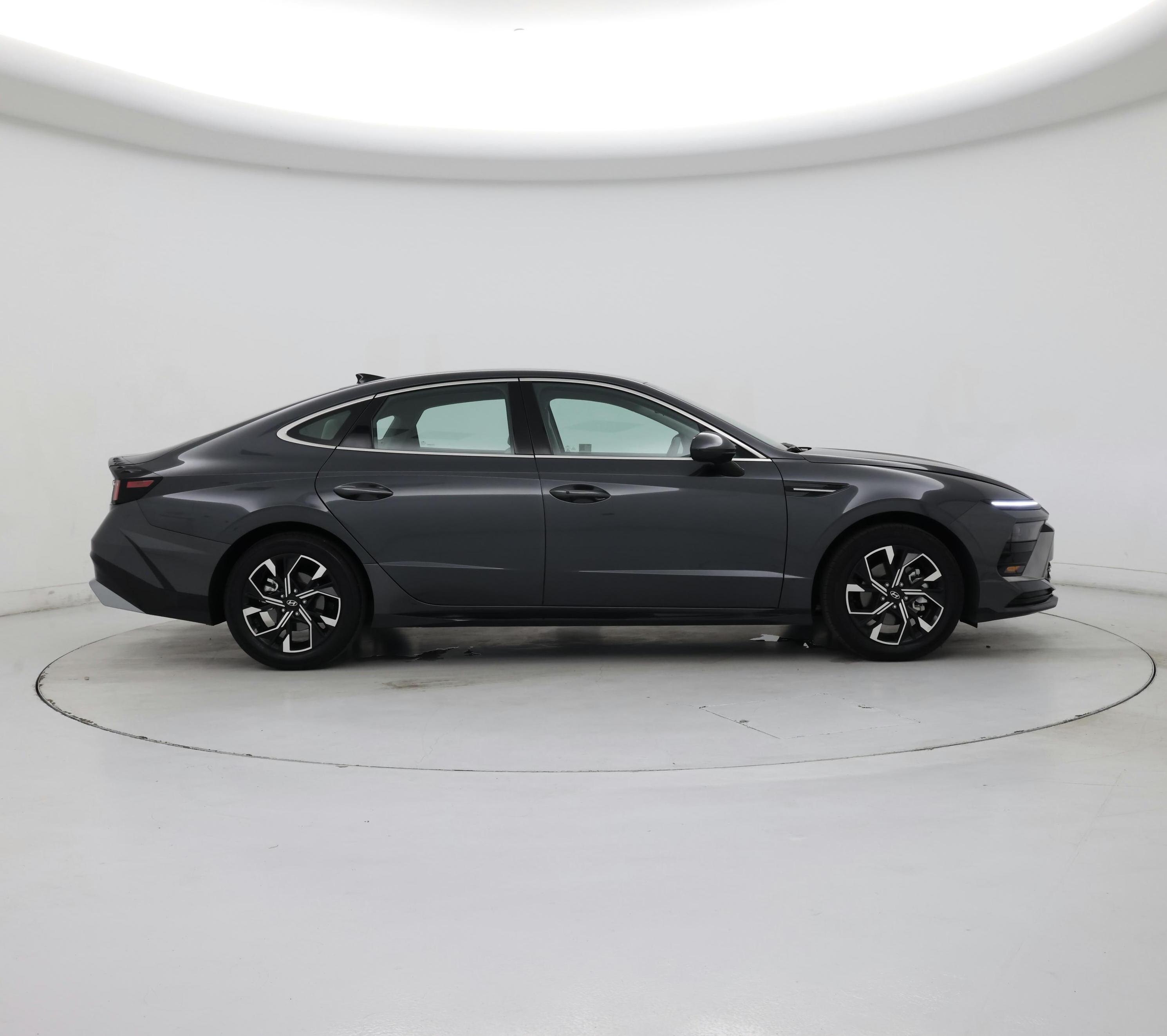 Thumbnail: 2024 Hyundai Sonata - 7