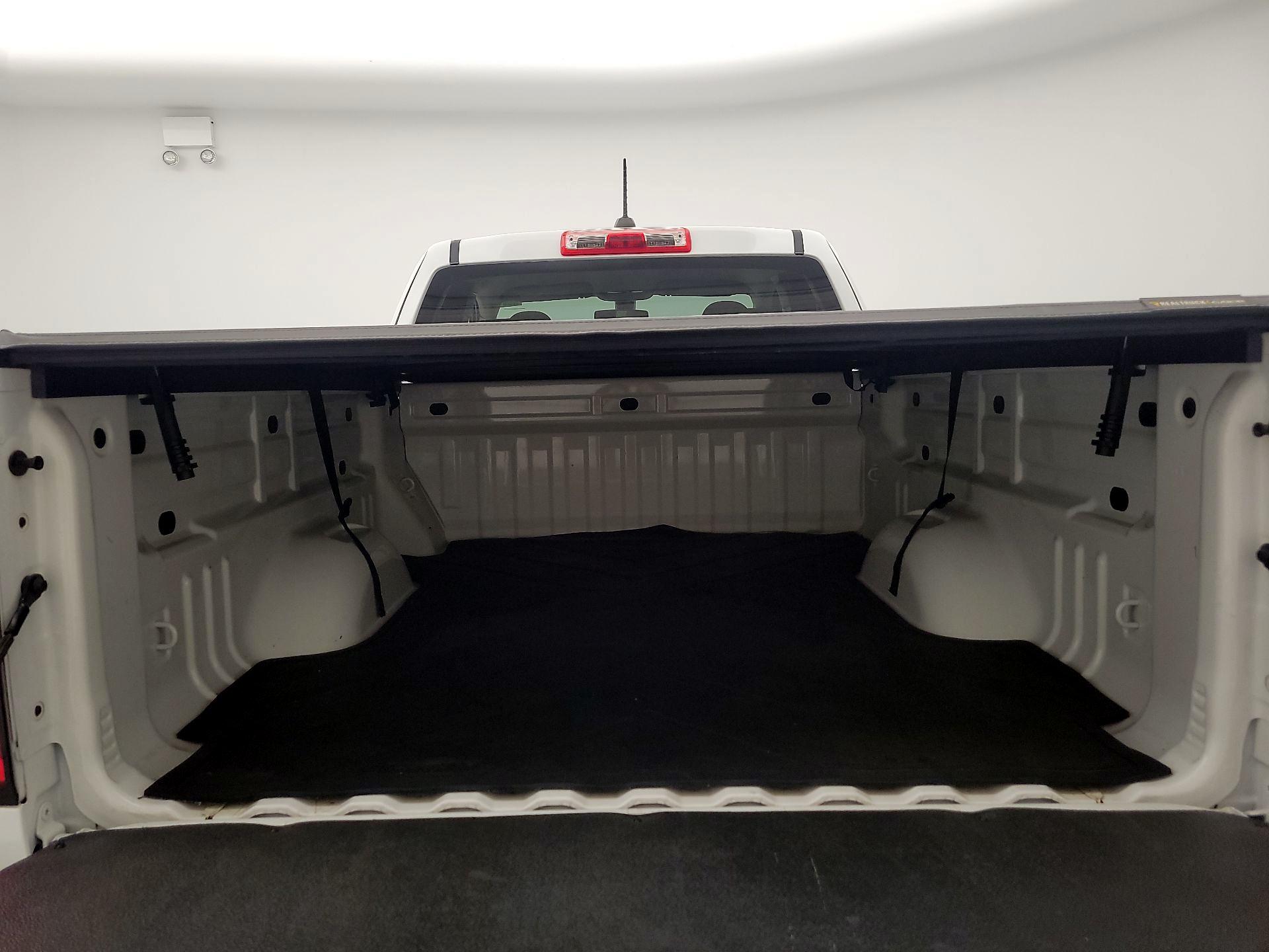 Thumbnail: 2021 Chevrolet Colorado - 20