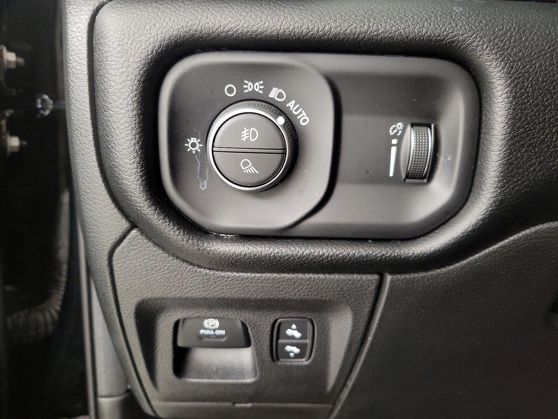 Thumbnail: 2022 RAM 1500 - 13
