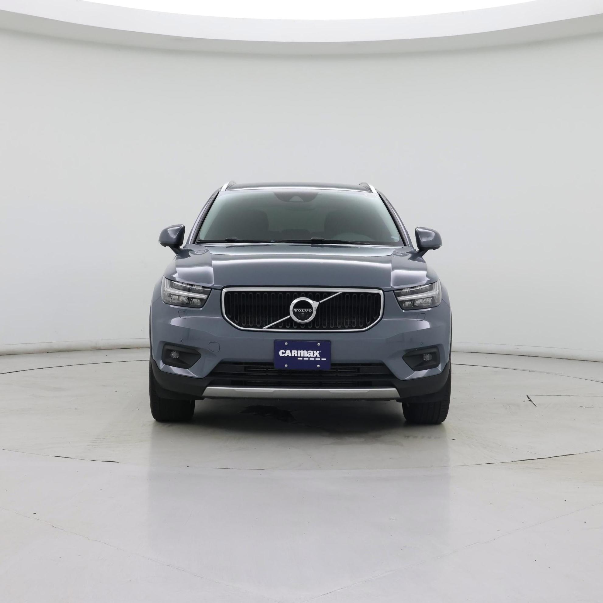 Thumbnail: 2022 Volvo XC40 - 5
