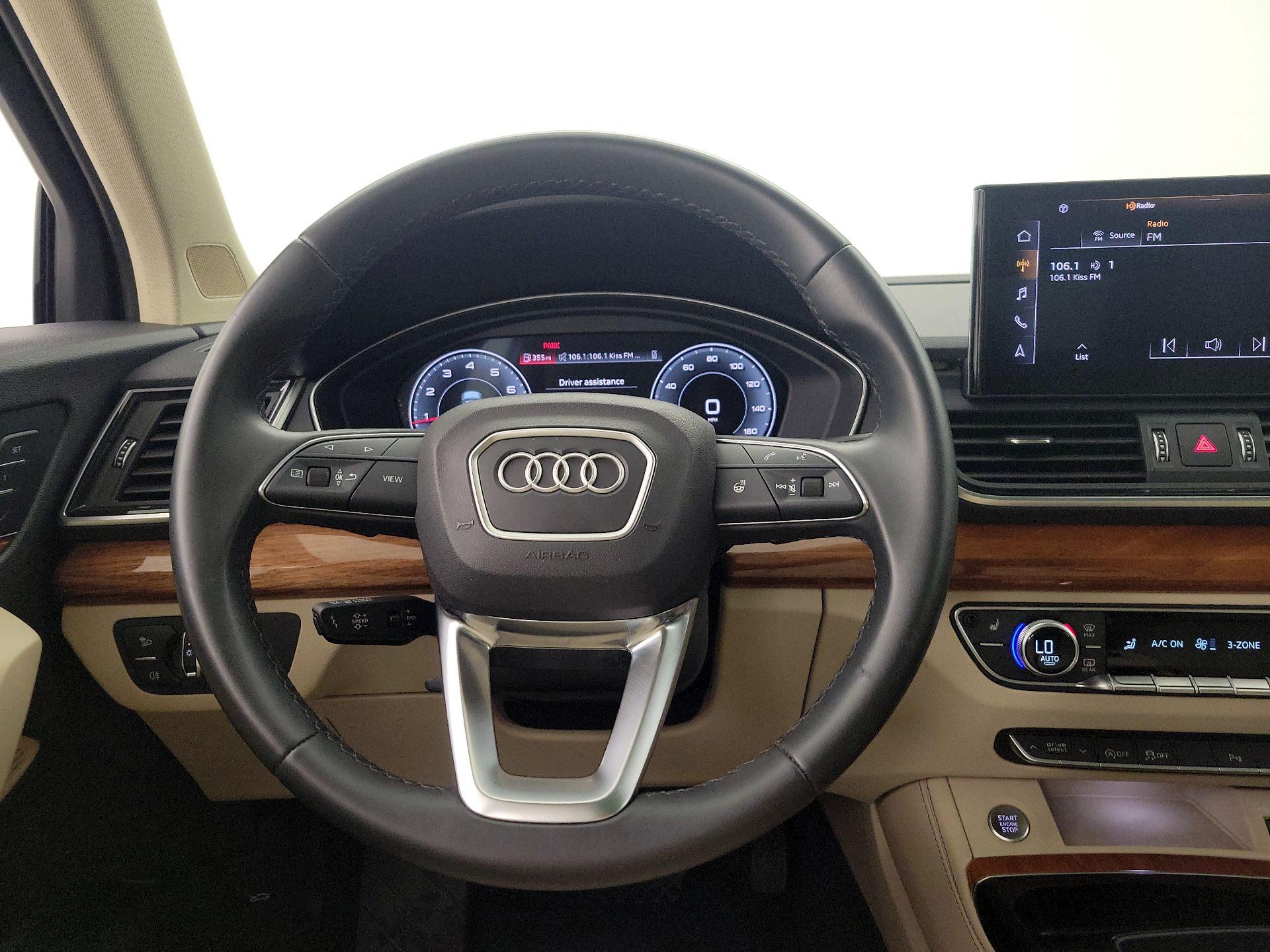 Thumbnail: 2021 Audi Q5 - 10